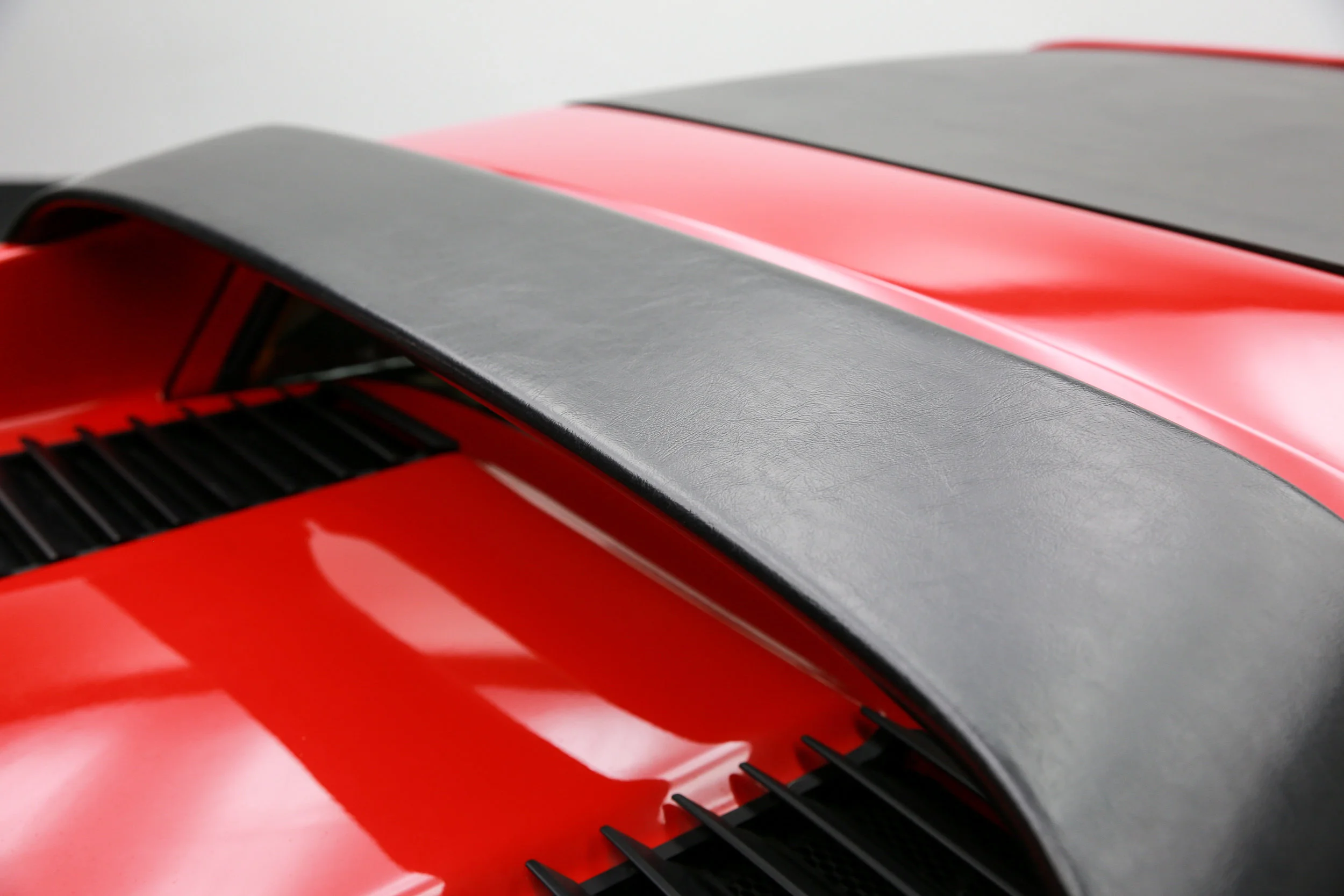 ROBERT_BASSAM_FERRARI_328_GTS_1986_RED (50).jpg