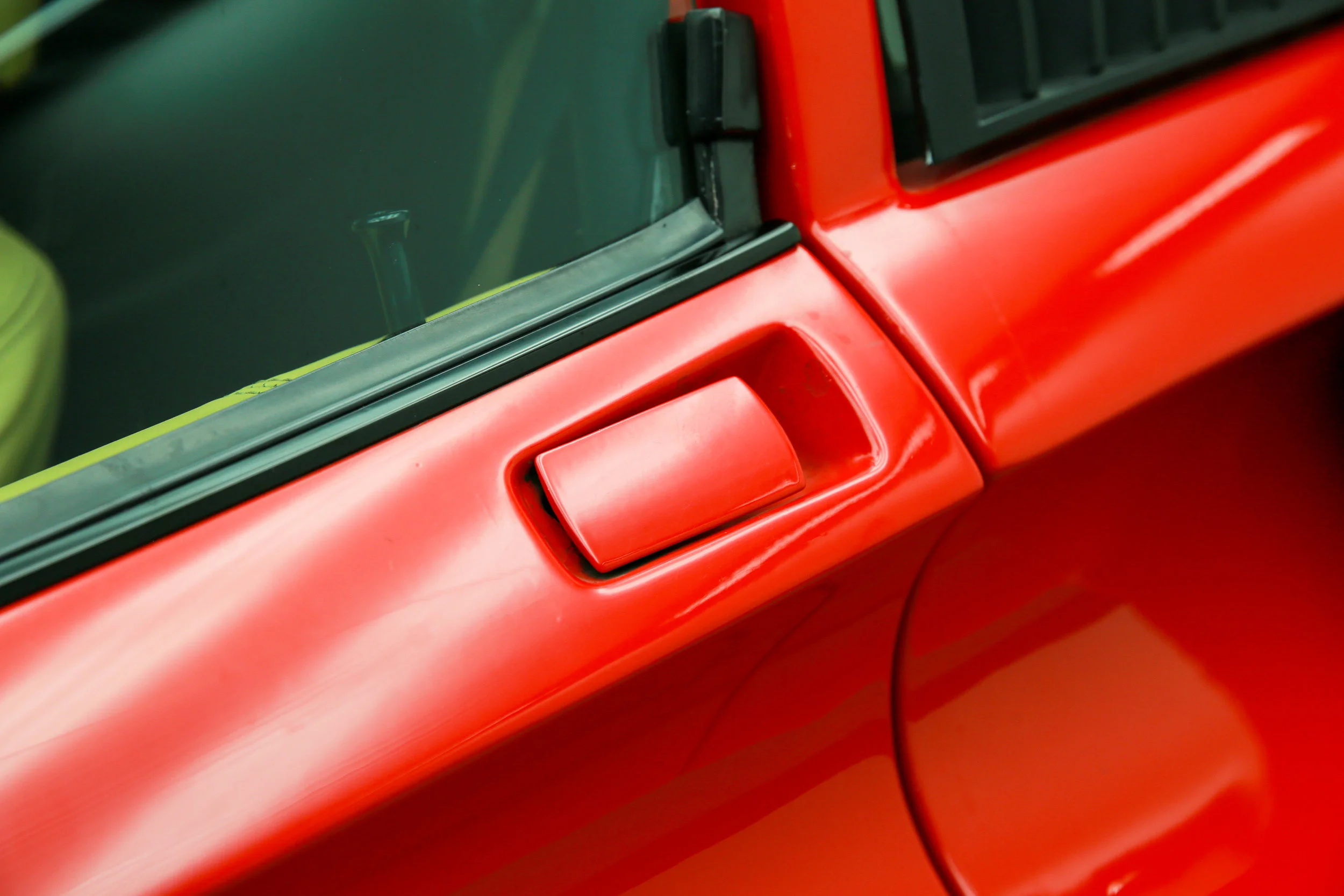 ROBERT_BASSAM_FERRARI_328_GTS_1986_RED (59).jpg
