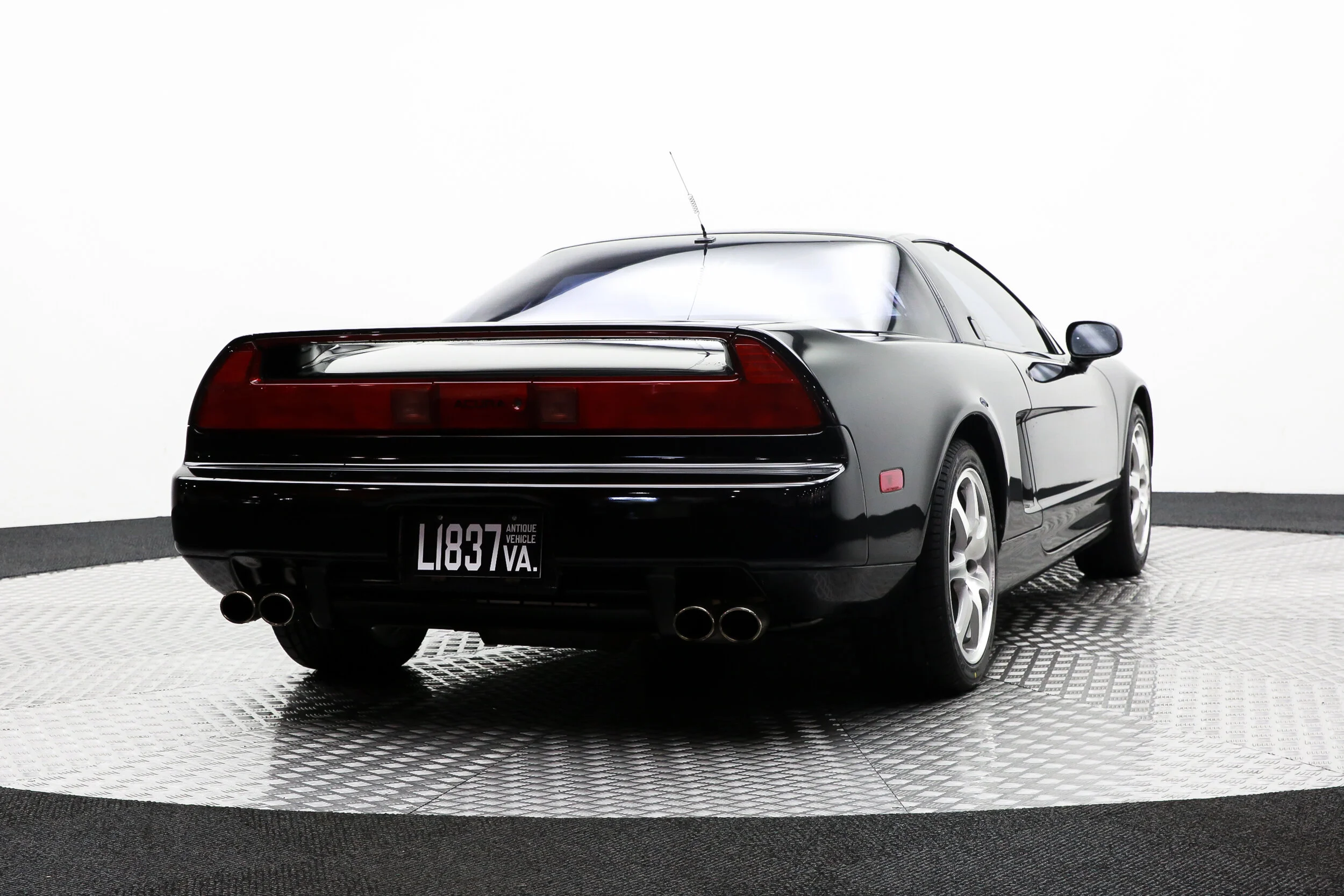 ROBERT_BASSAM_ACURA_NSX_1991_BLACK (1).jpg