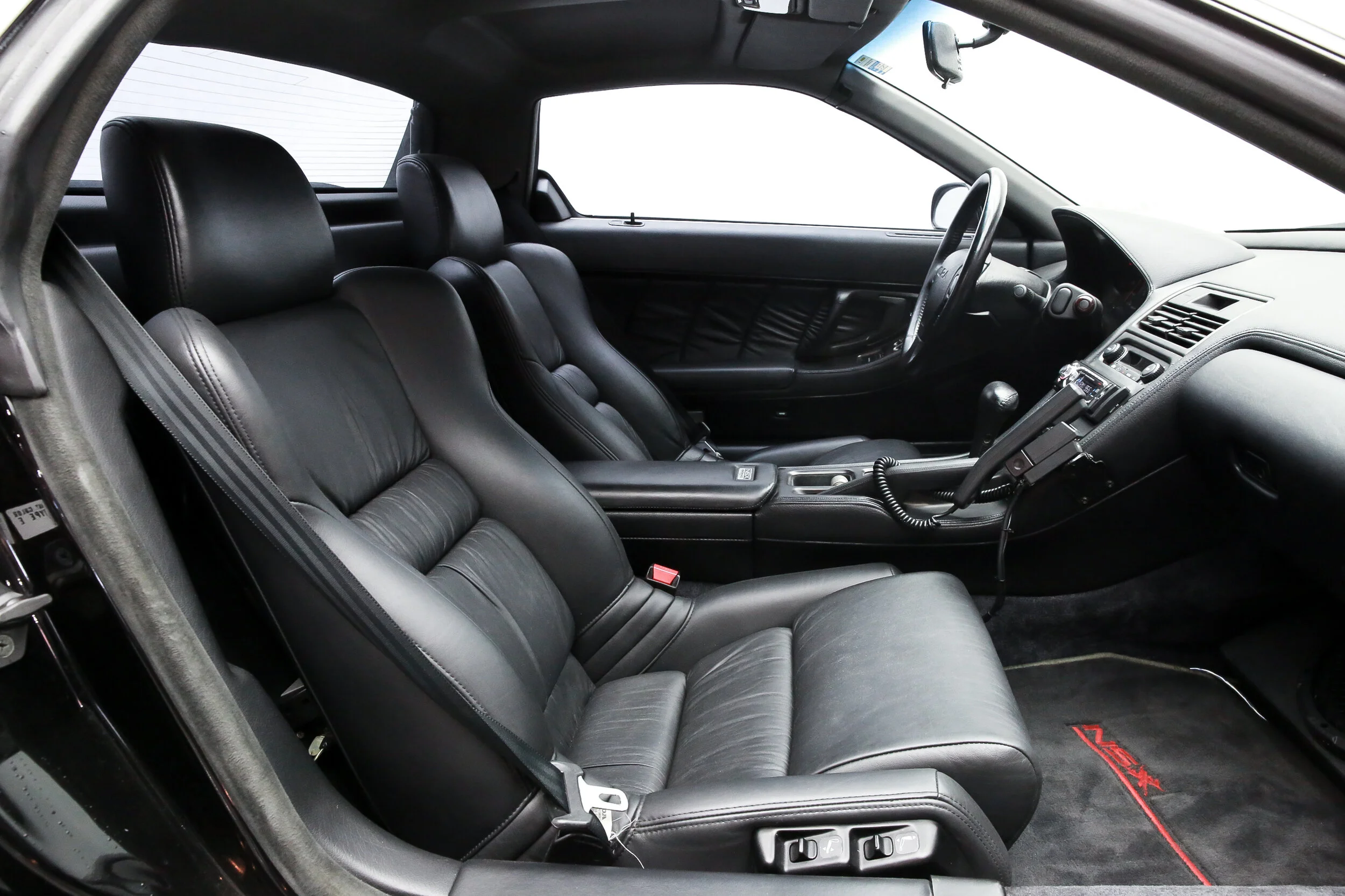 ROBERT_BASSAM_ACURA_NSX_1991_BLACK (48).jpg