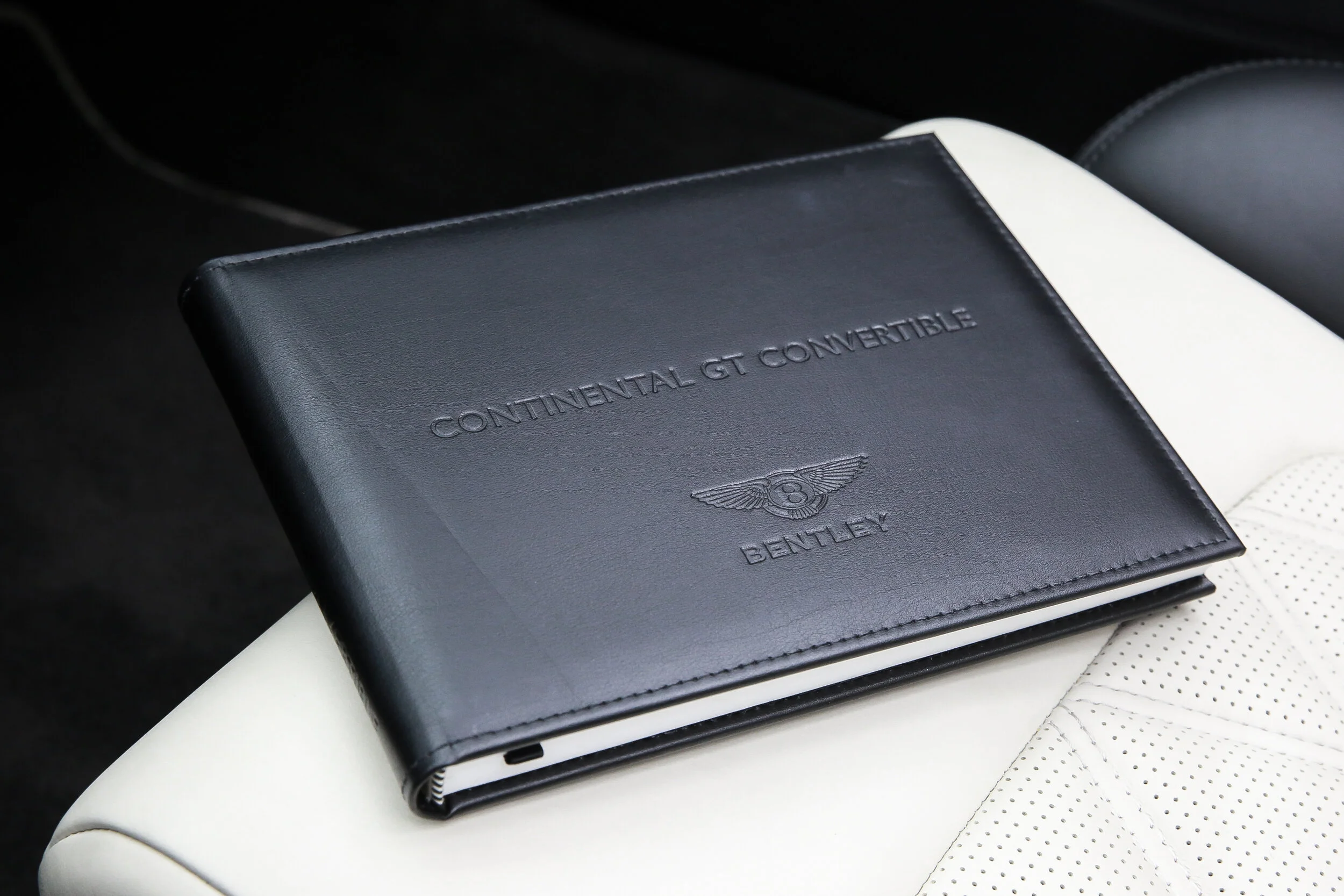 ROBERT_BASSAM_BENTLEY_CONTINENTAL_GTS_WHITE (26).jpg