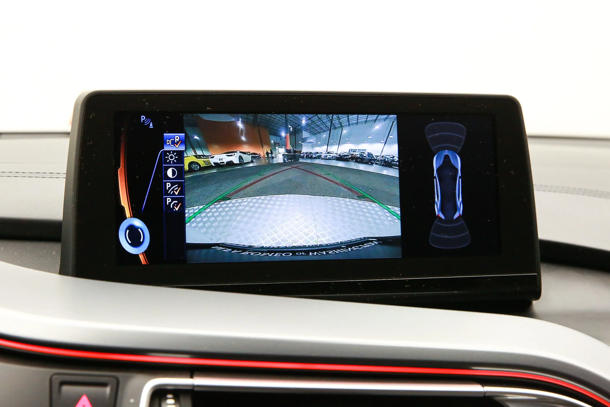 ROBERT_BASSAM_BMW_I8_2014_WHITE (47).jpg