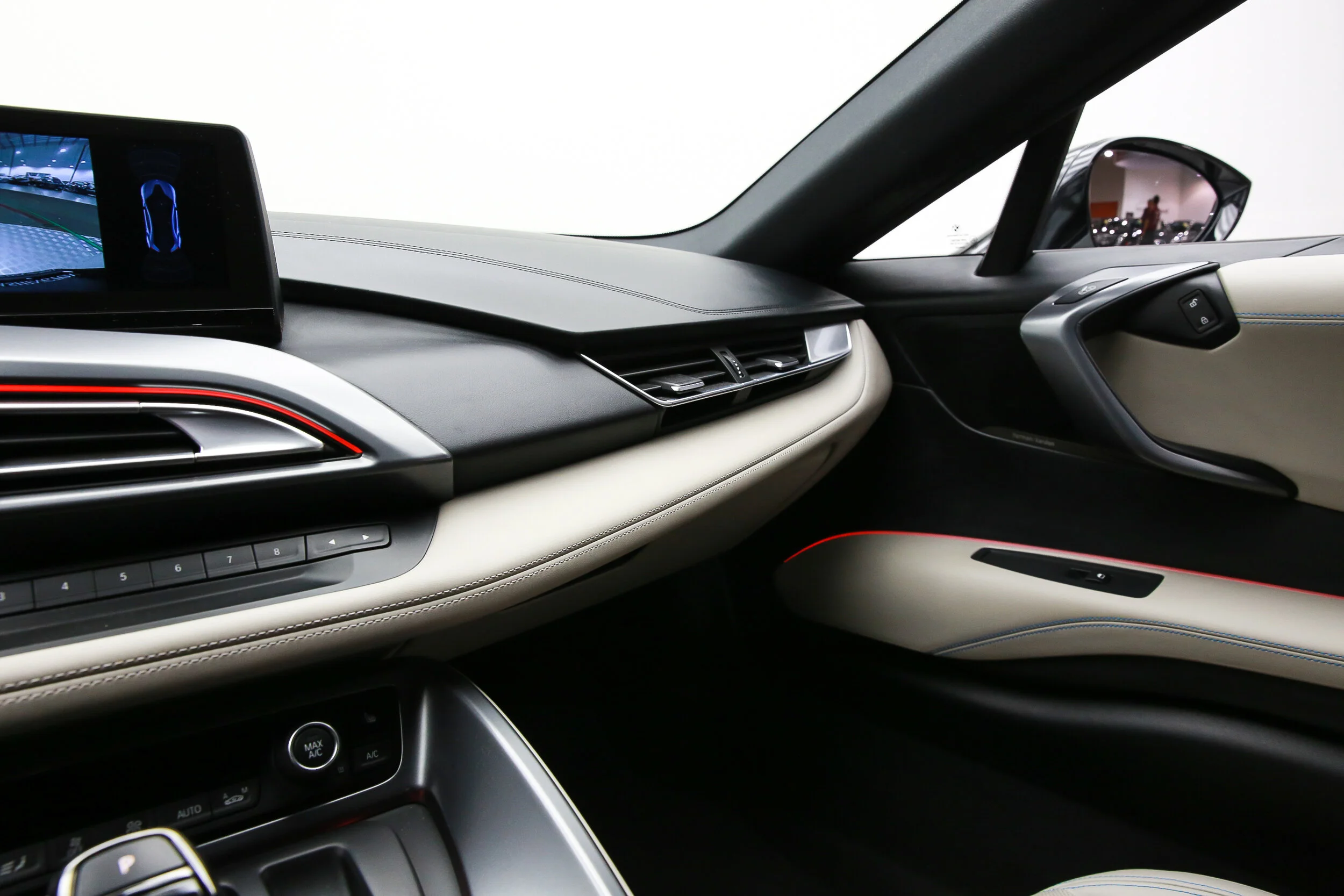 ROBERT_BASSAM_BMW_I8_2014_WHITE (54).jpg