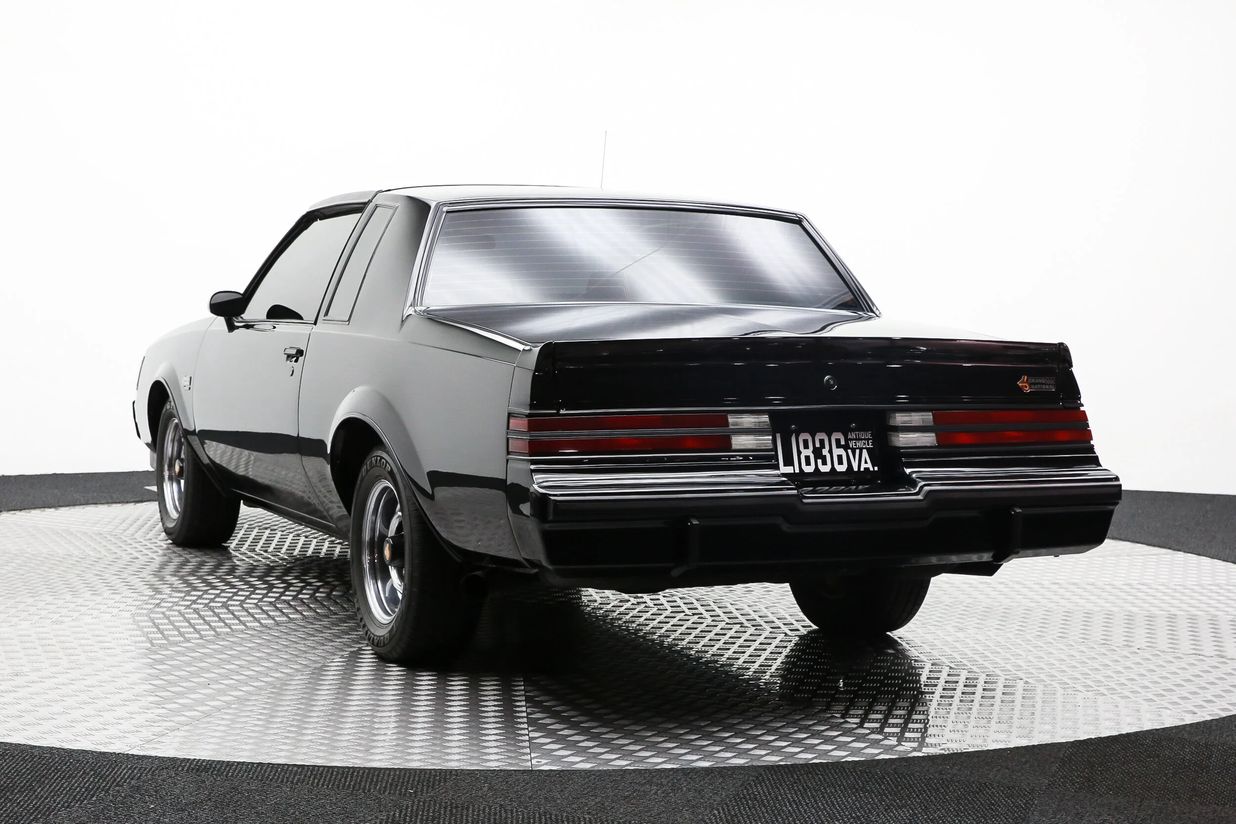 ROBERT_BASSAM_BUICK_GRAND_NATIONAL_1987_BLACK (3).jpg