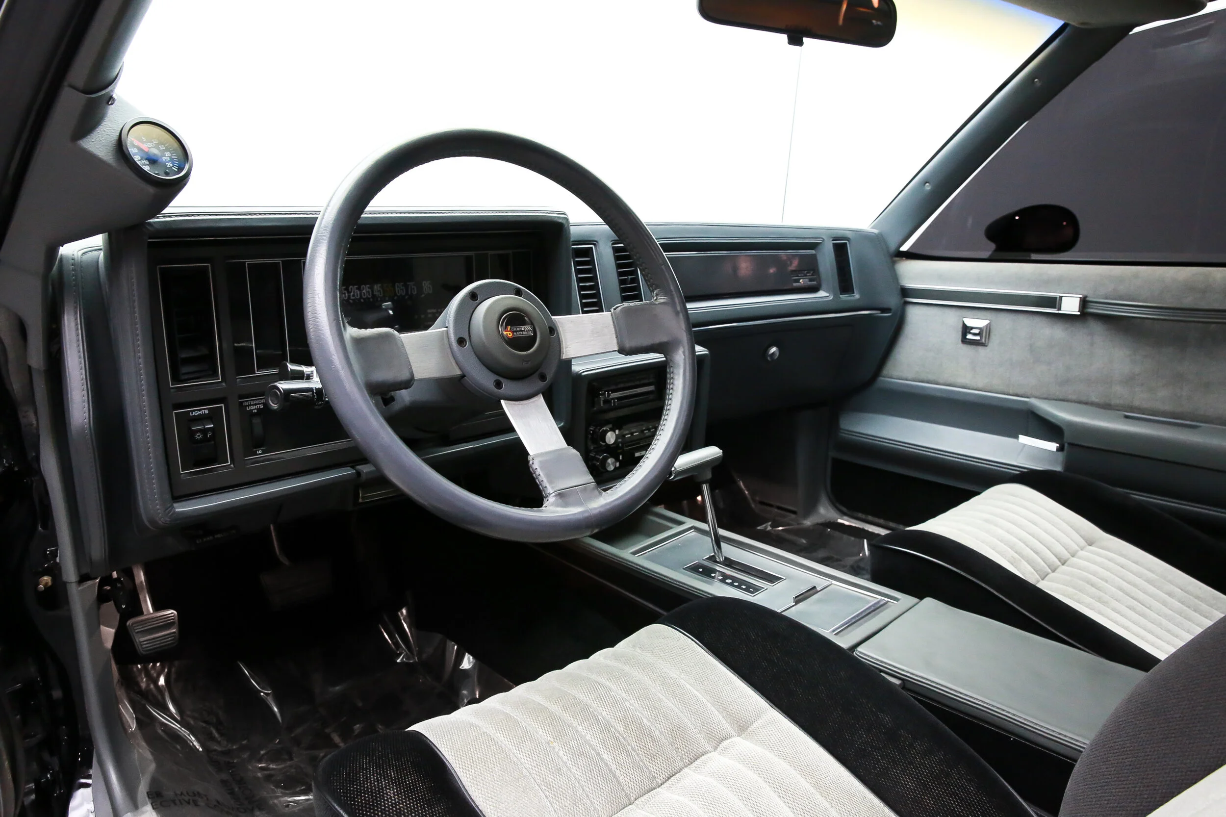 ROBERT_BASSAM_BUICK_GRAND_NATIONAL_1987_BLACK (5).jpg