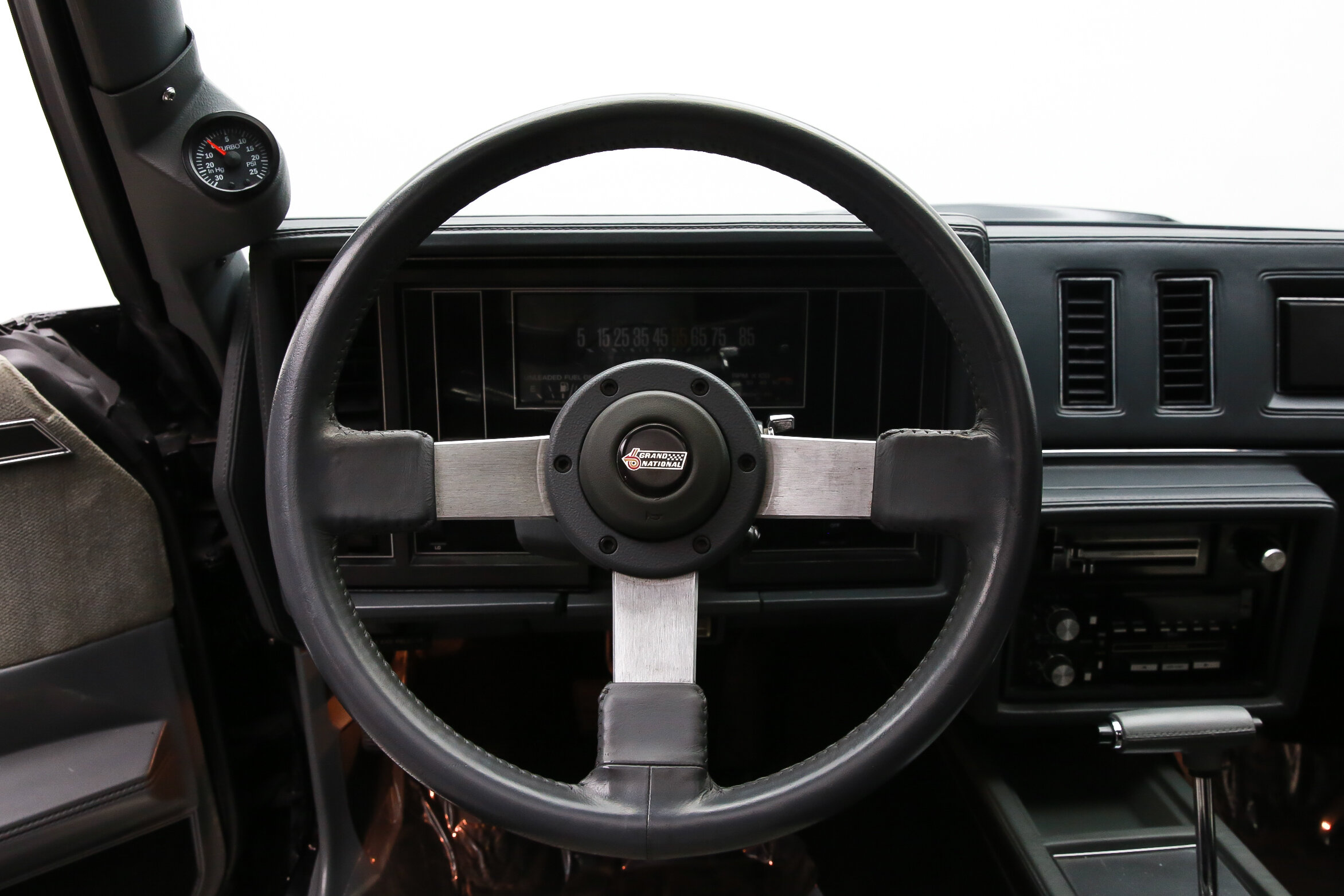 ROBERT_BASSAM_BUICK_GRAND_NATIONAL_1987_BLACK (7).jpg