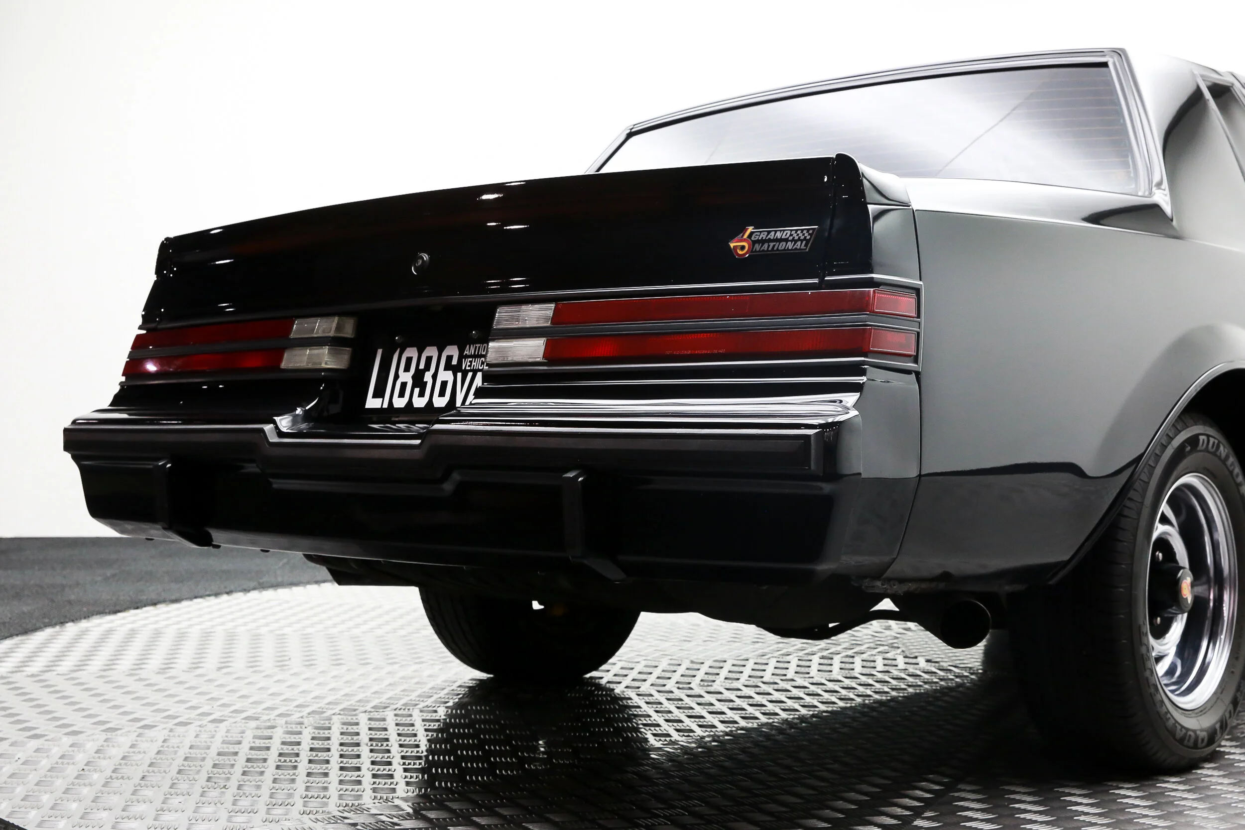 ROBERT_BASSAM_BUICK_GRAND_NATIONAL_1987_BLACK (19).jpg