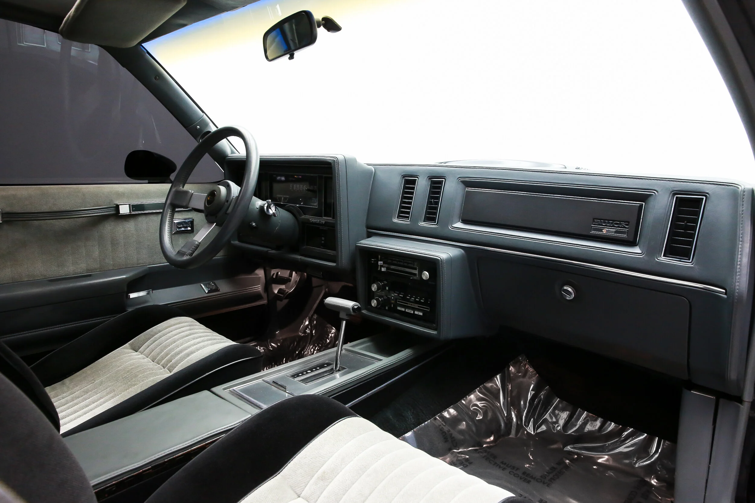 ROBERT_BASSAM_BUICK_GRAND_NATIONAL_1987_BLACK (21).jpg