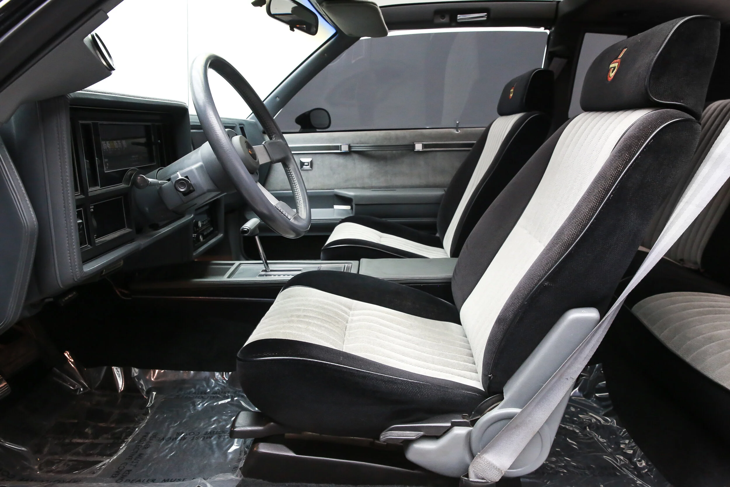 ROBERT_BASSAM_BUICK_GRAND_NATIONAL_1987_BLACK (42).jpg