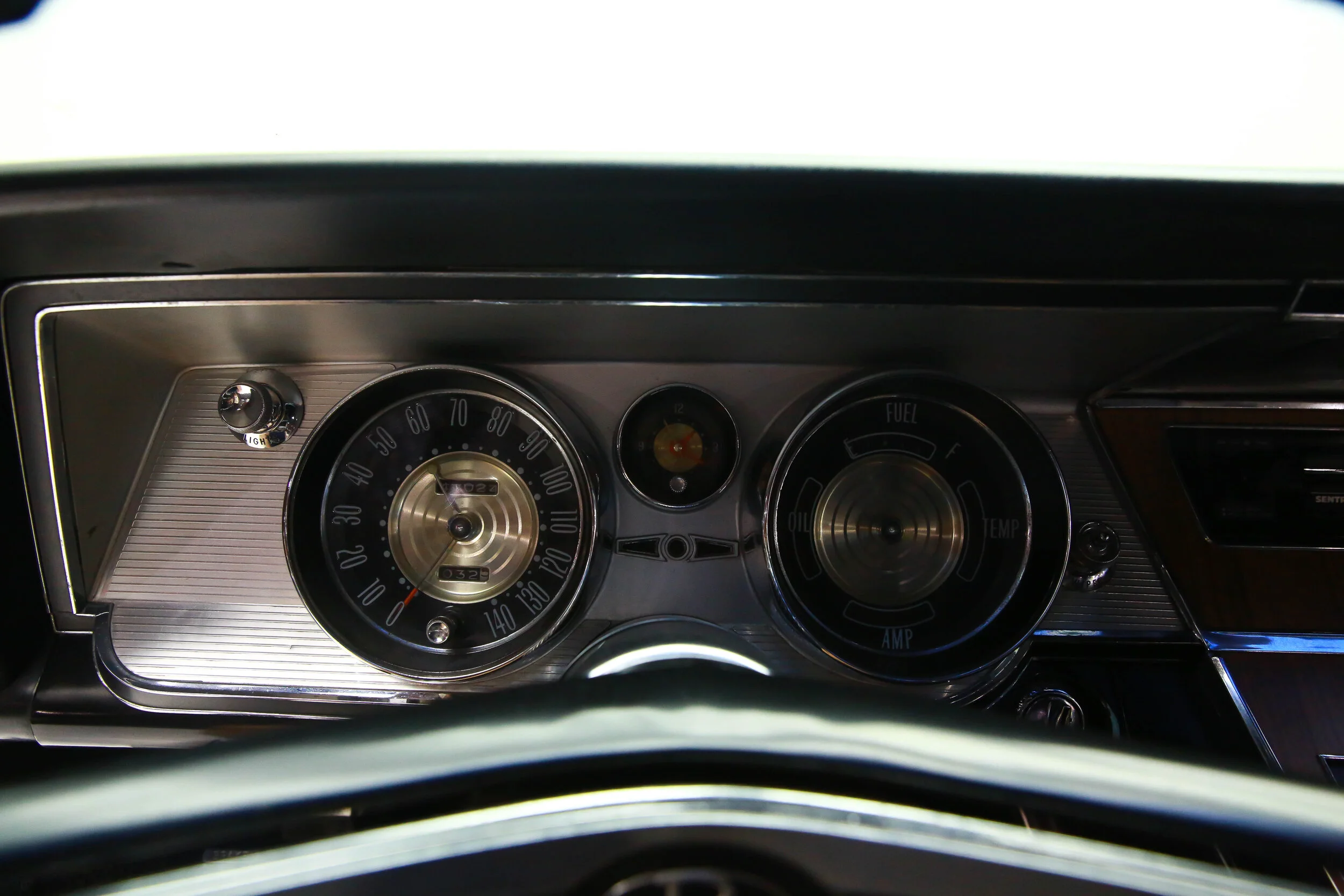 ROBERT_BASSAM_BUICK_RIVIERA_1964 (10).jpg