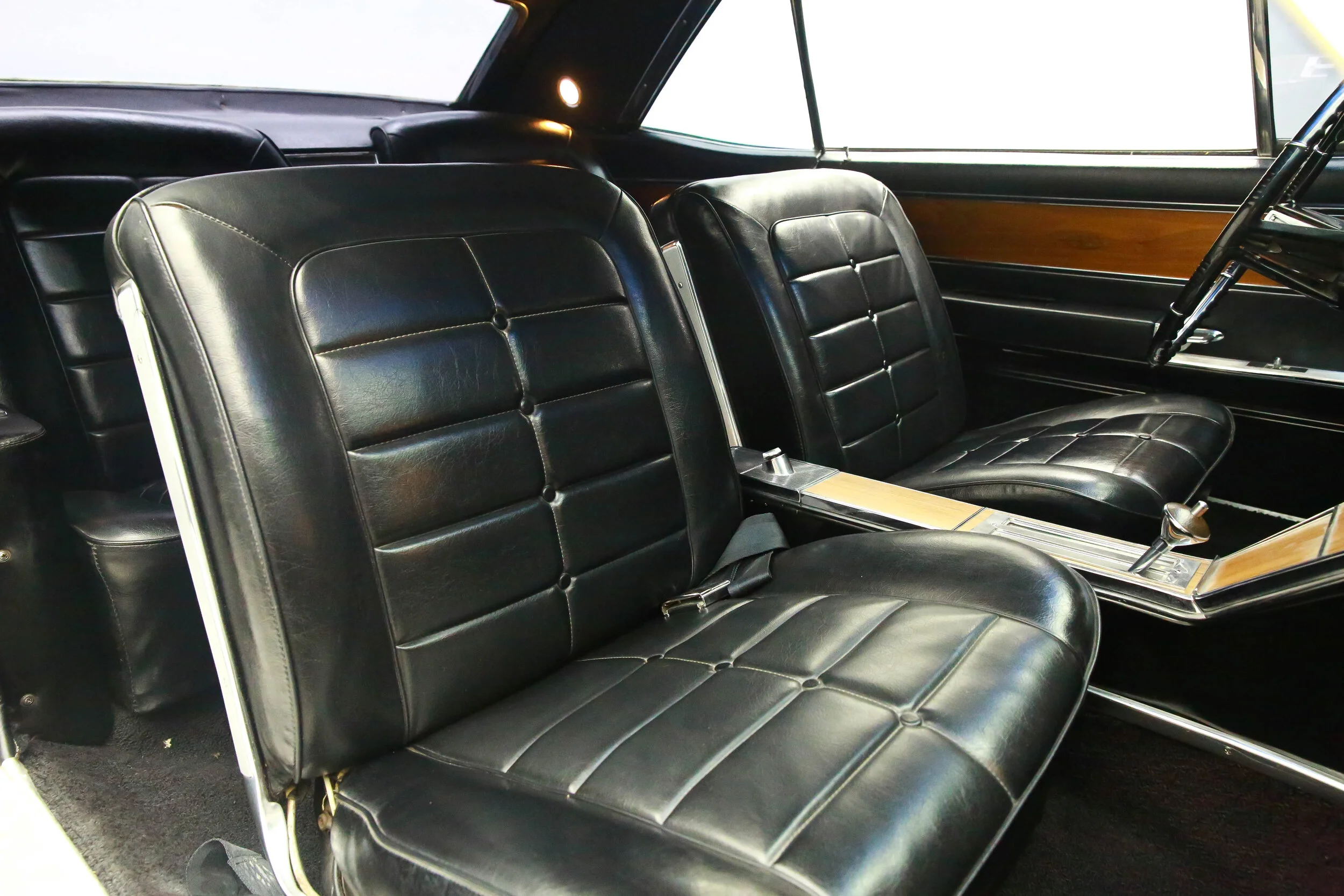 ROBERT_BASSAM_BUICK_RIVIERA_1964 (30).jpg