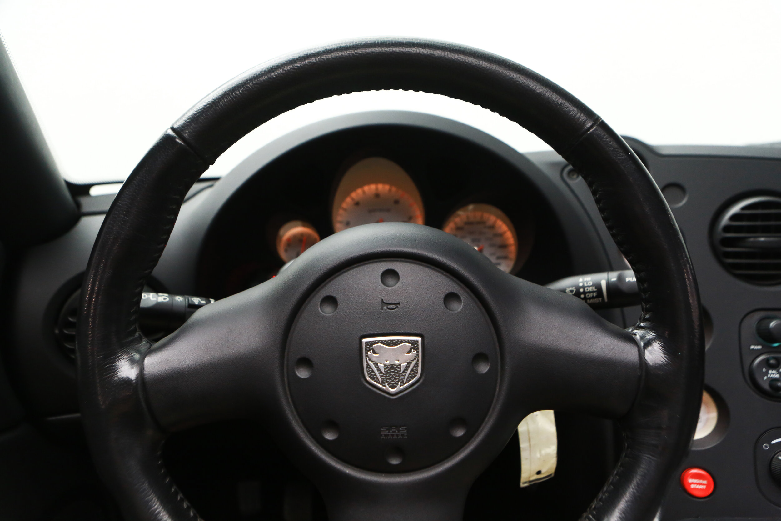 ROBERT_BASSAM_DODGE_VIPER_SRT10_2004_BLACK (9).jpg