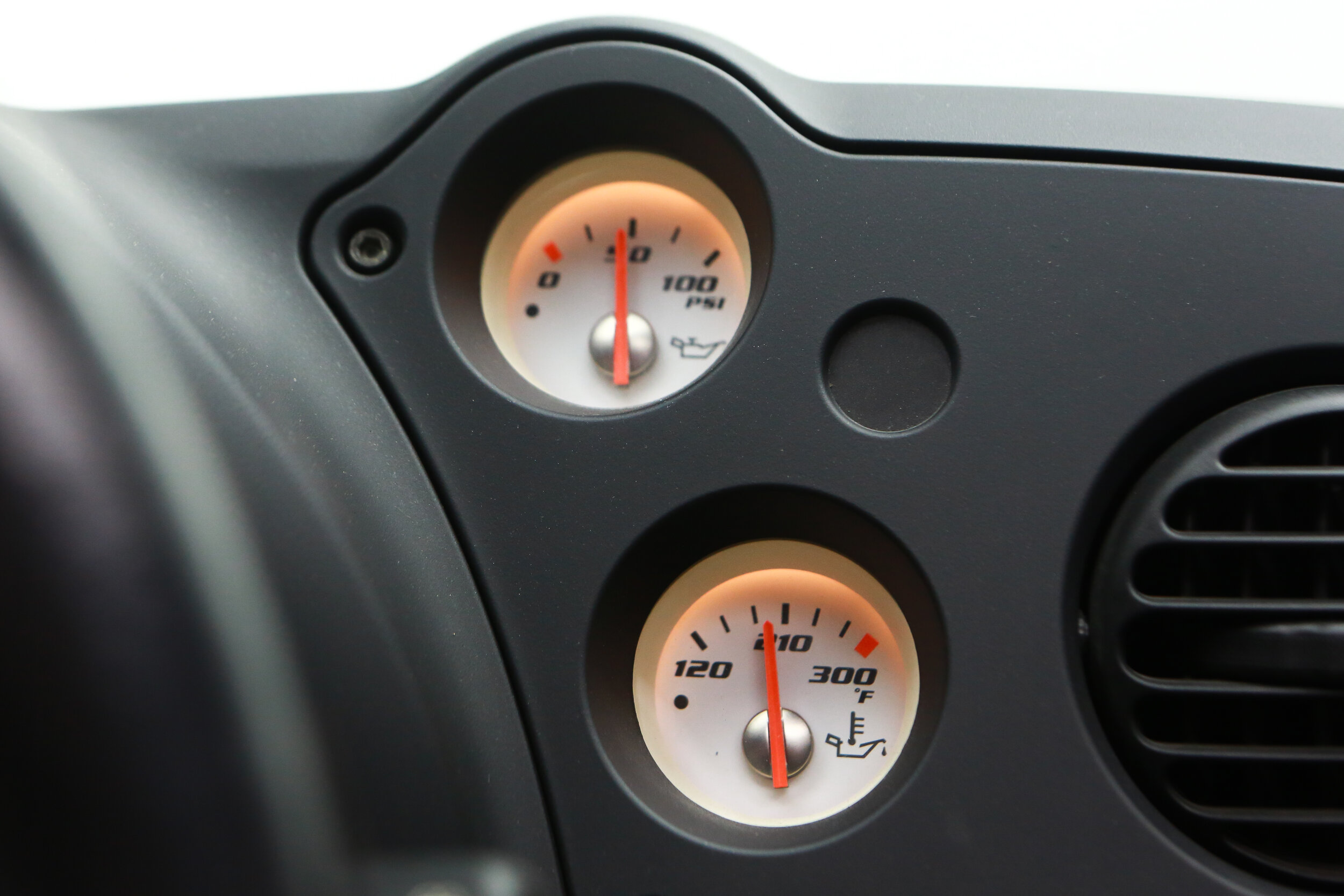 ROBERT_BASSAM_DODGE_VIPER_SRT10_2004_BLACK (13).jpg