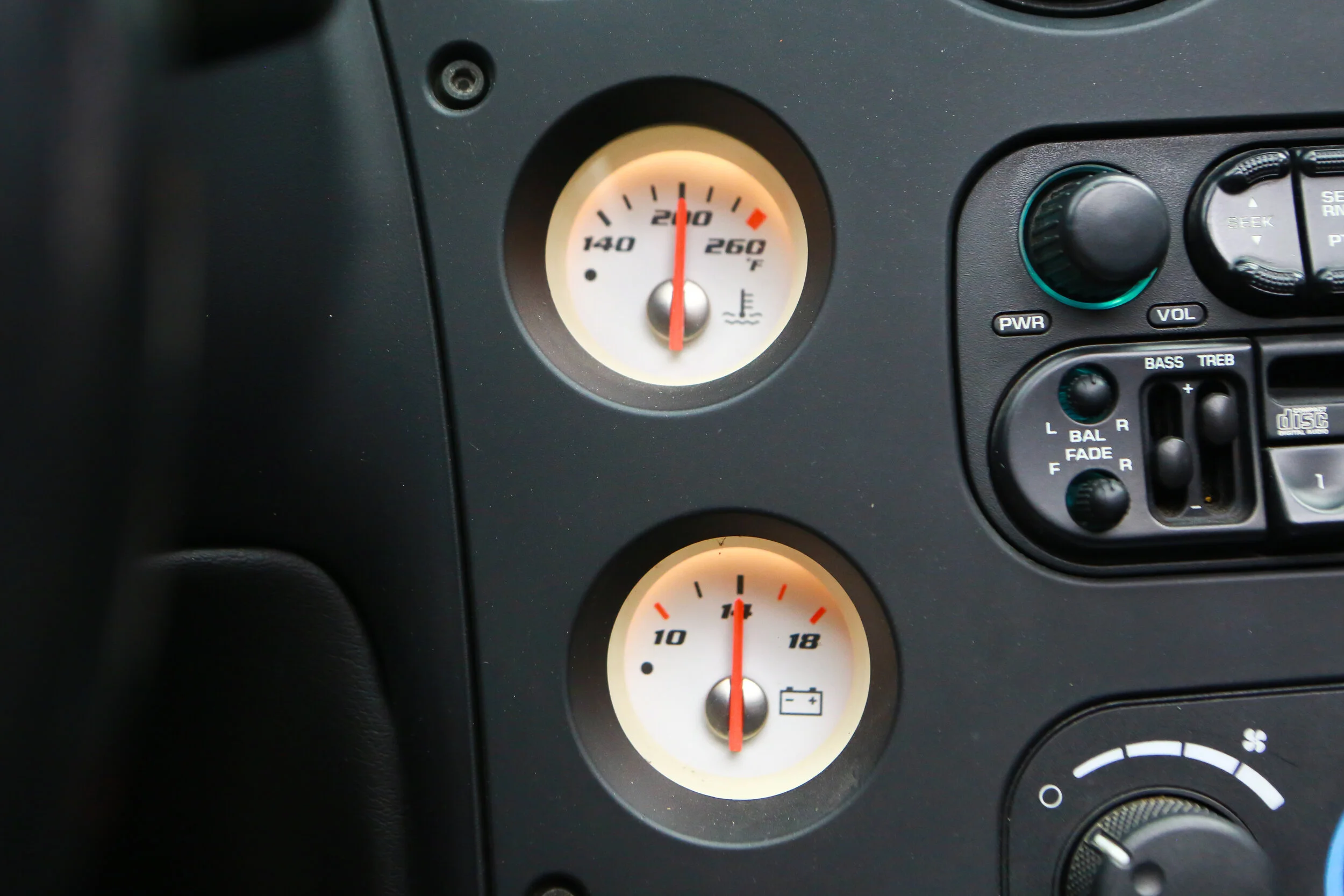 ROBERT_BASSAM_DODGE_VIPER_SRT10_2004_BLACK (14).jpg