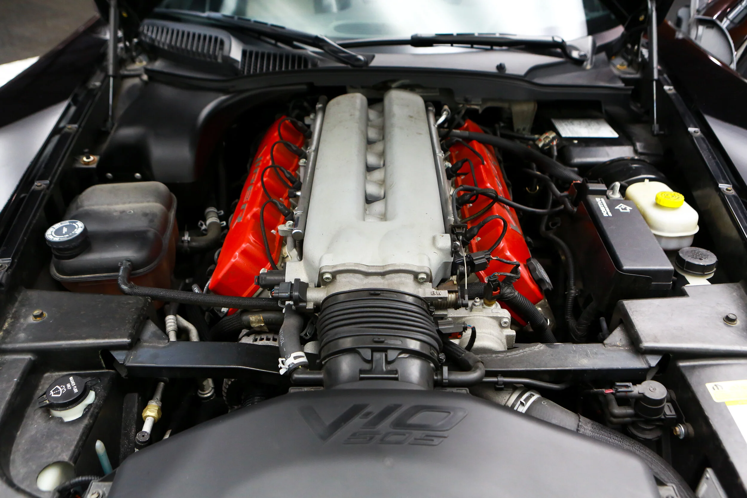ROBERT_BASSAM_DODGE_VIPER_SRT10_2004_BLACK (25).jpg