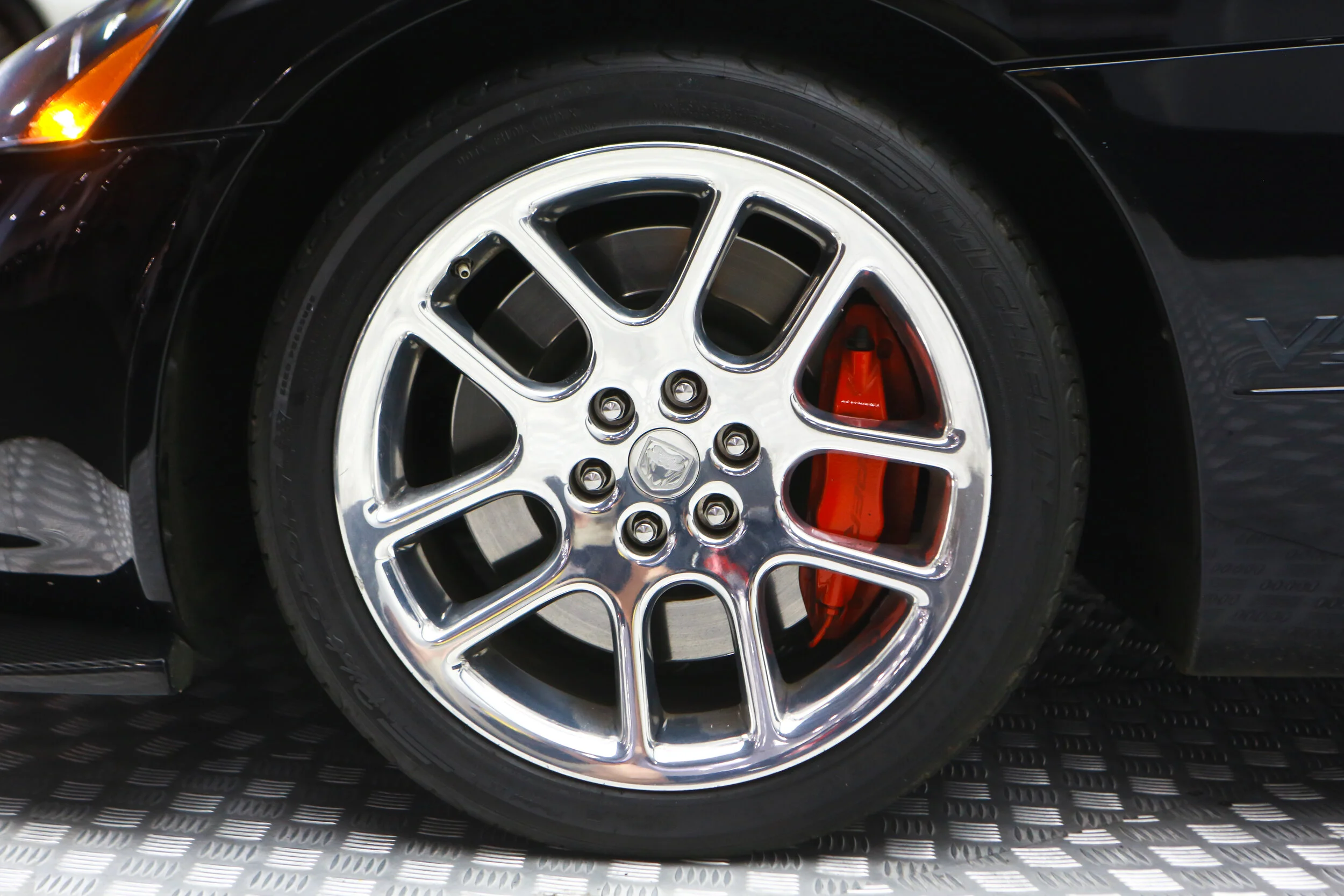 ROBERT_BASSAM_DODGE_VIPER_SRT10_2004_BLACK (40).jpg