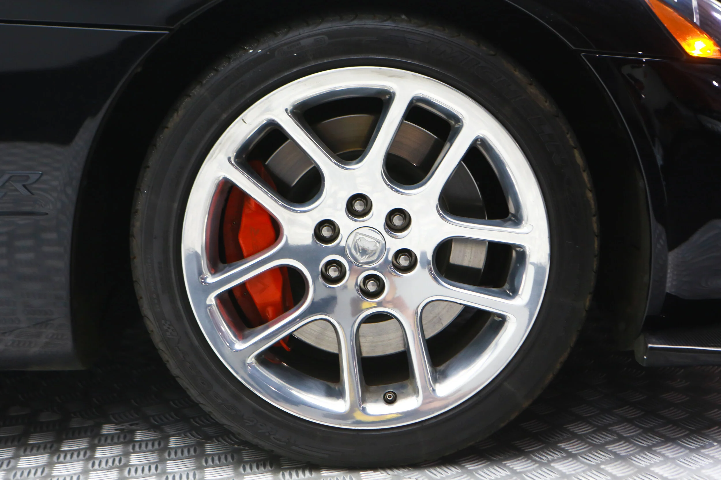 ROBERT_BASSAM_DODGE_VIPER_SRT10_2004_BLACK (41).jpg