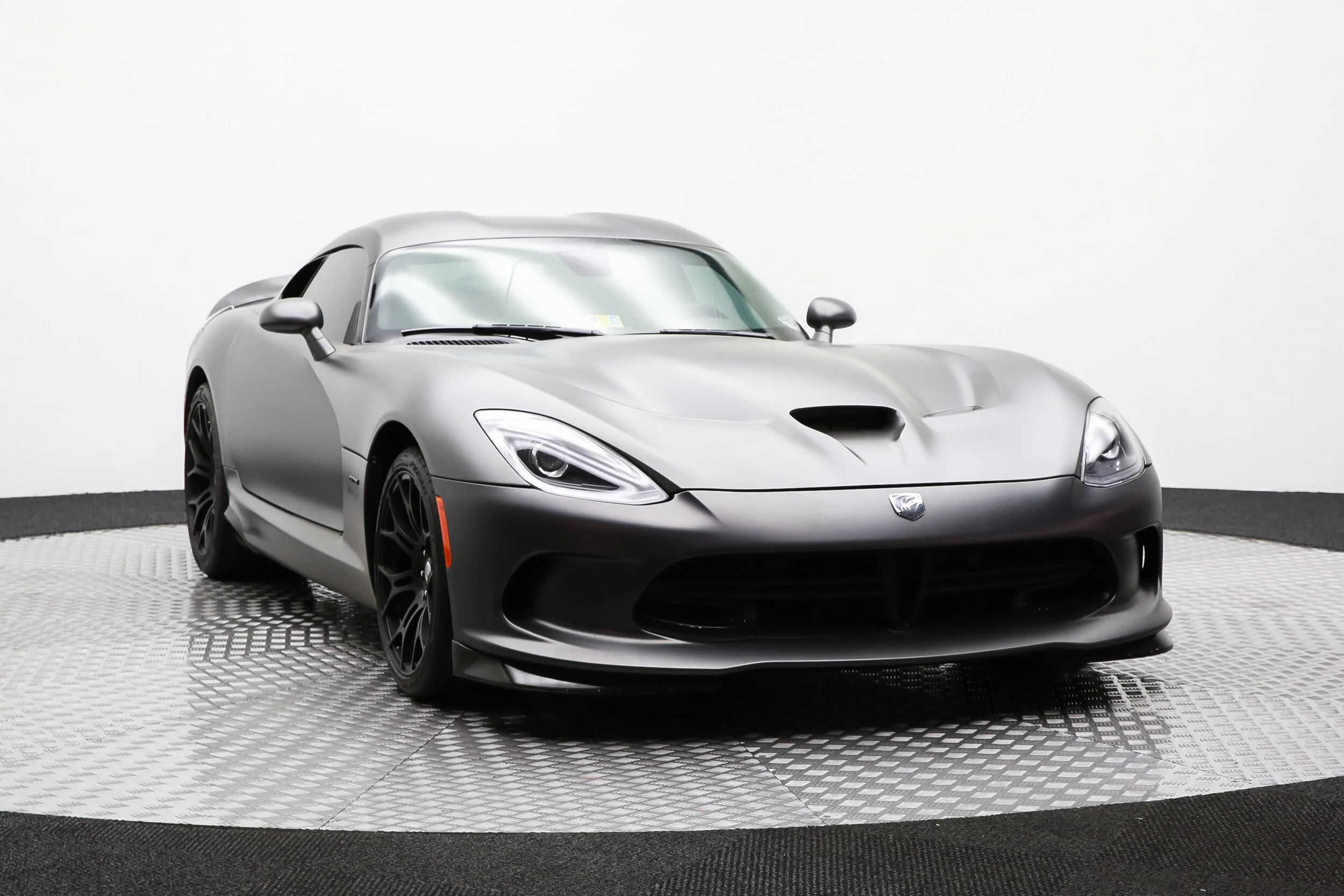 ROBERT_BASSAM_2015_DODGE_VIPER_GTS_MATTE_BLACK (54).jpg