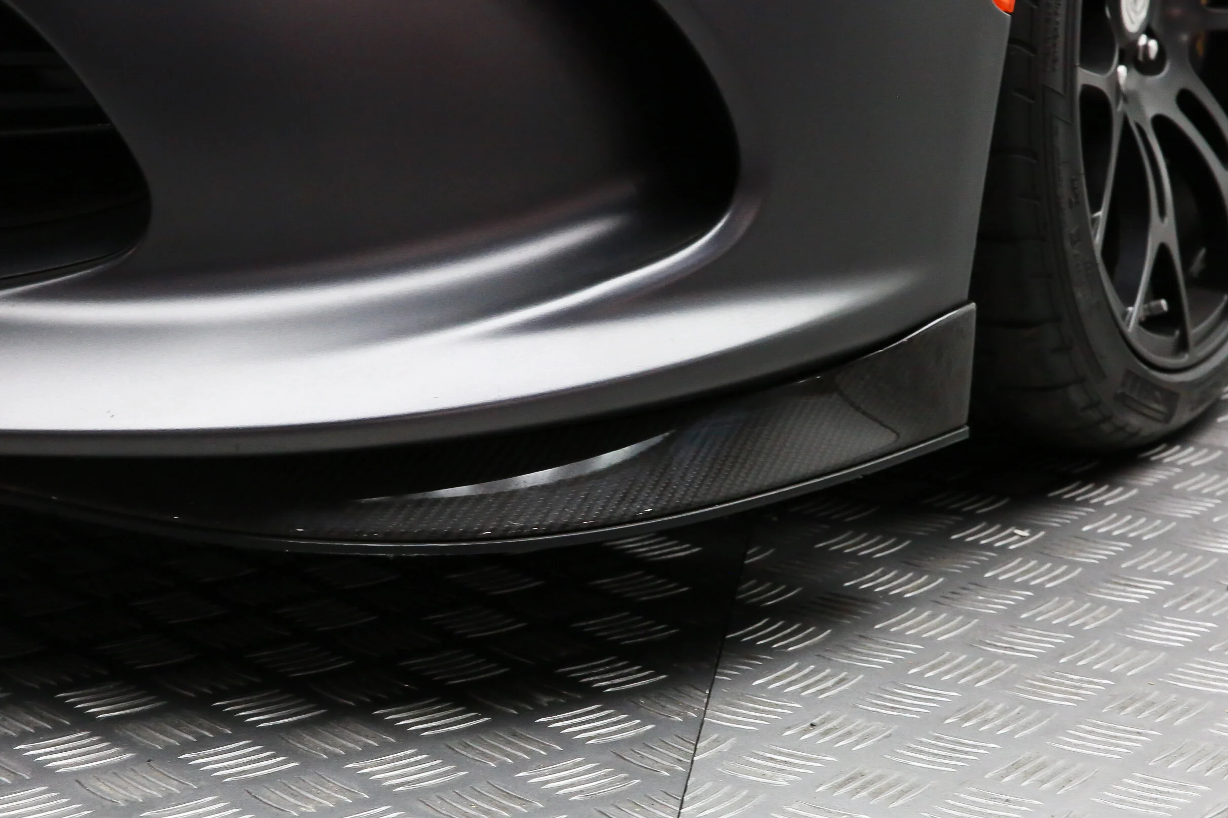 ROBERT_BASSAM_2015_DODGE_VIPER_GTS_MATTE_BLACK (58).jpg