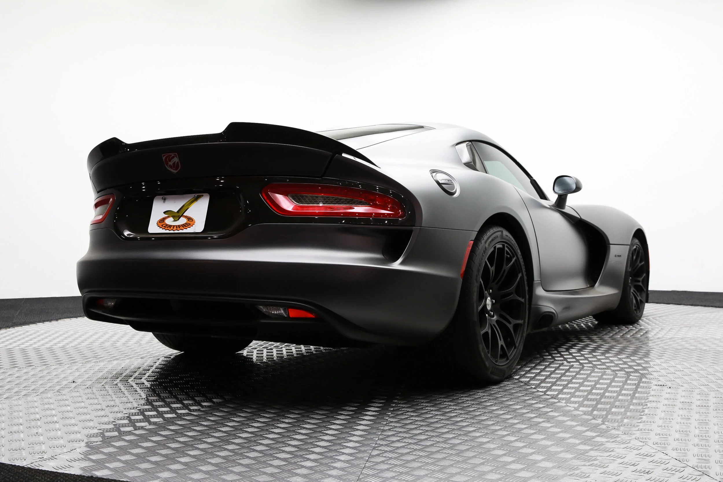 ROBERT_BASSAM_2015_DODGE_VIPER_GTS_MATTE_BLACK (29).jpg