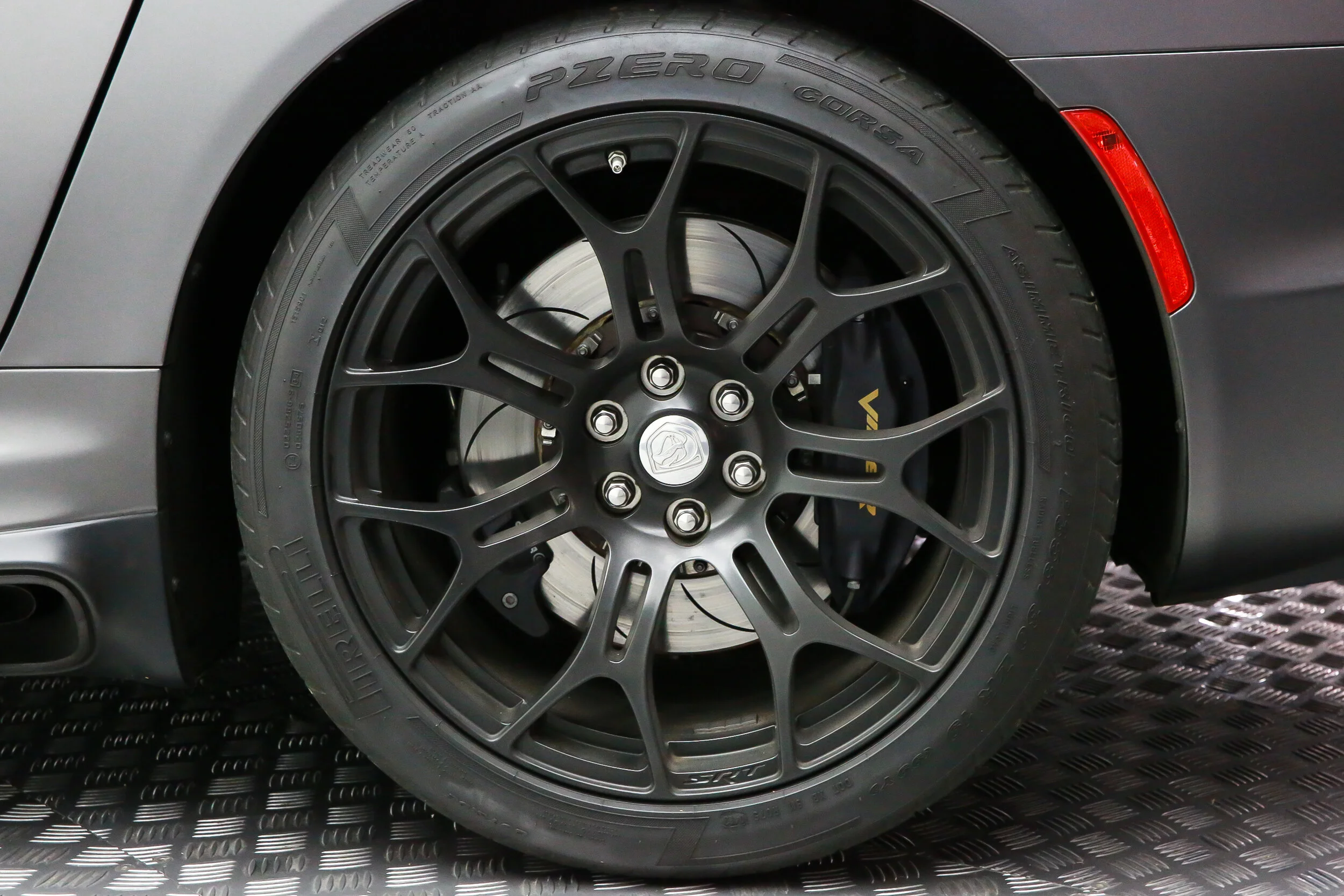 ROBERT_BASSAM_2015_DODGE_VIPER_GTS_MATTE_BLACK (42).jpg