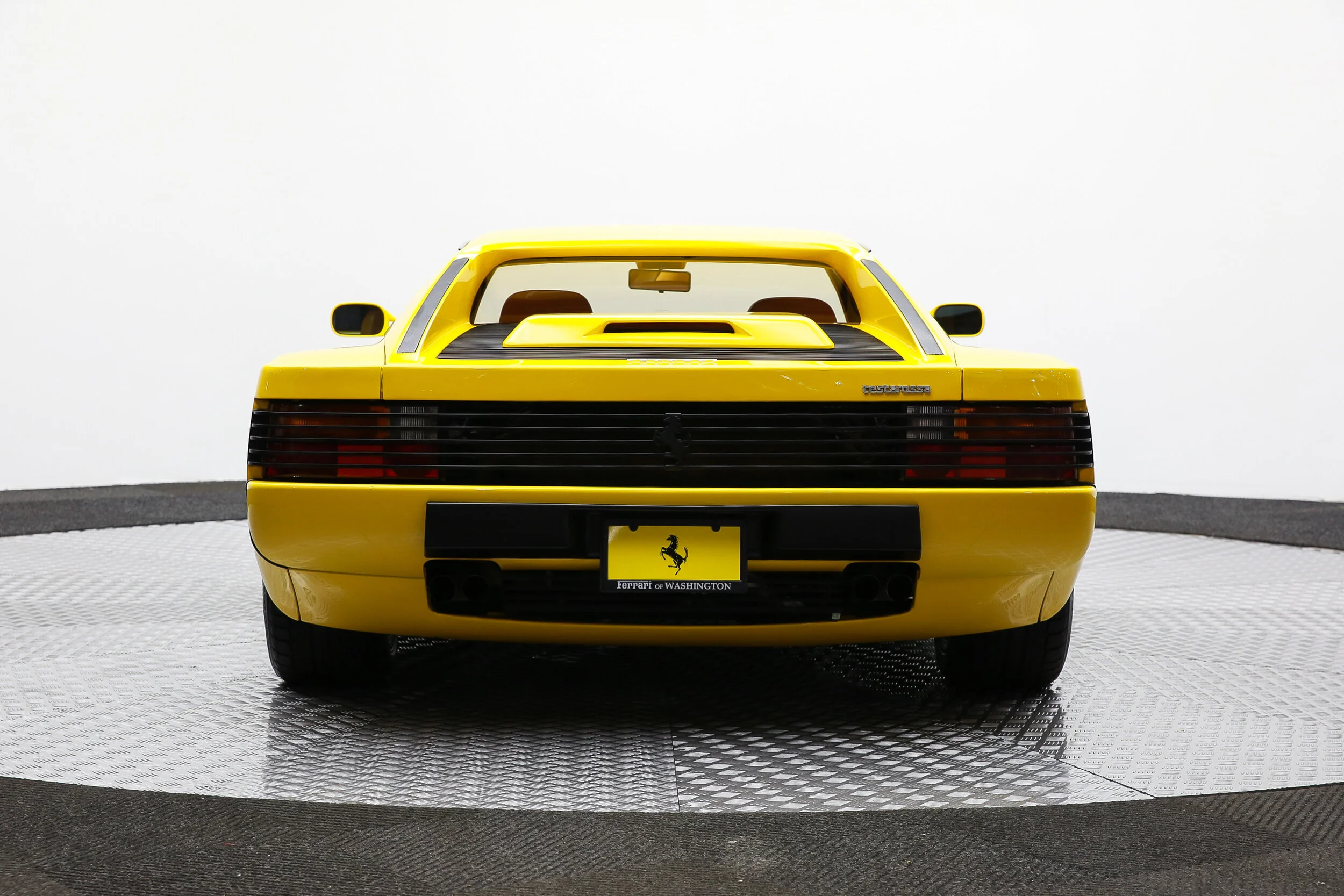 ROBERT_BASSAM_FERRARI_TESTAROSSA_1990_YELLOW (2).jpg