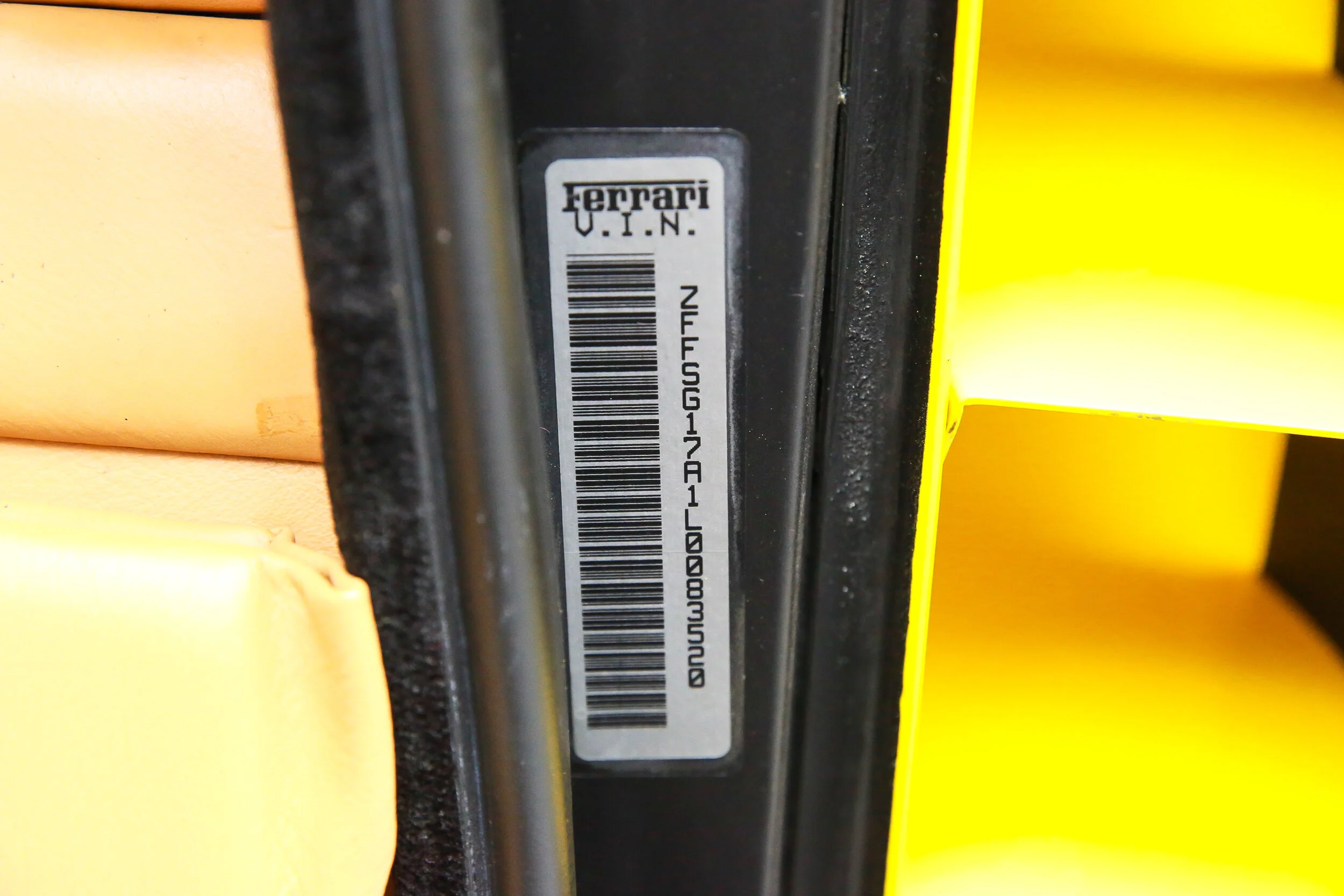 ROBERT_BASSAM_FERRARI_TESTAROSSA_1990_YELLOW (9).jpg