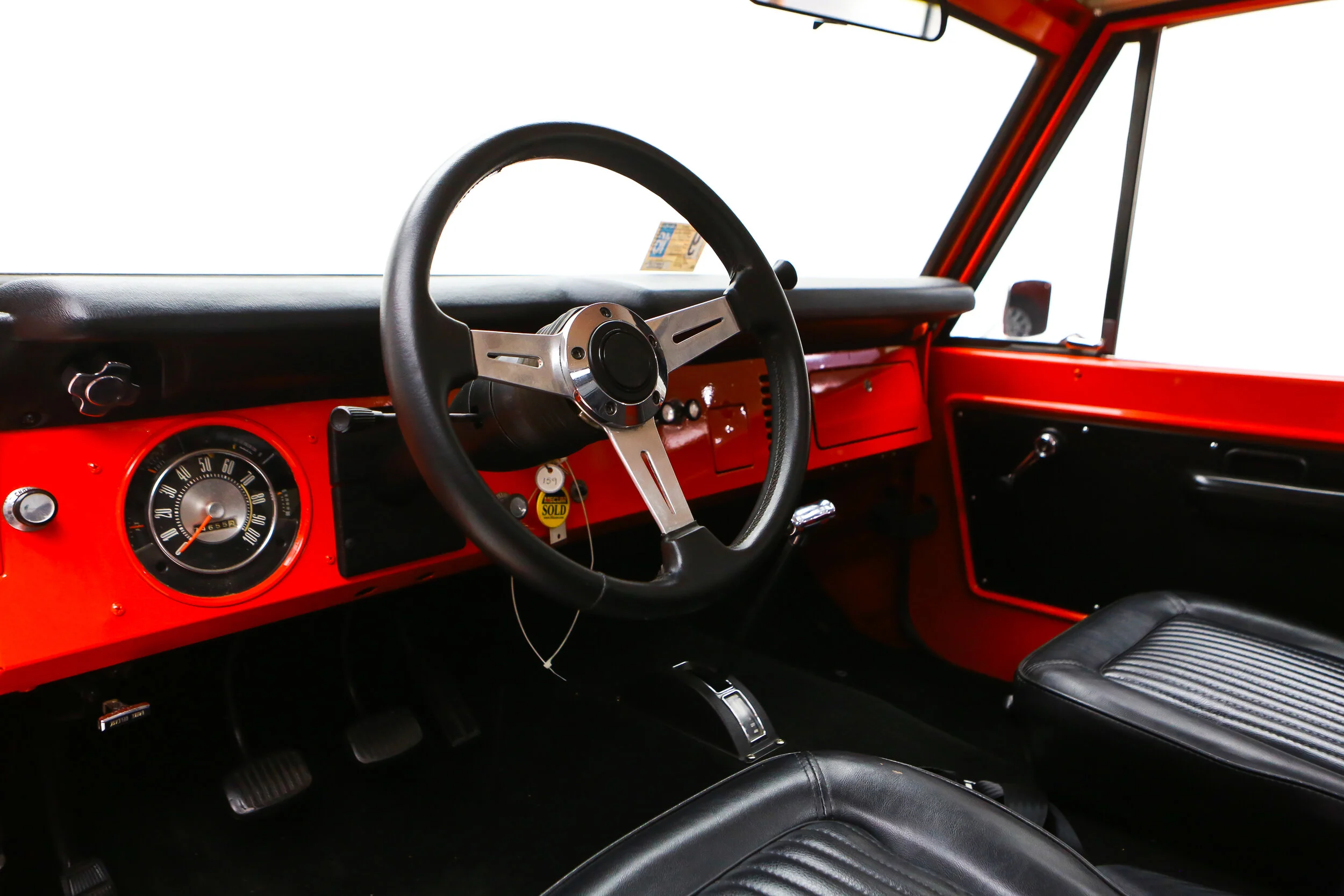 ROBERT_BASSAM_FORD_BRONCO_1968_ORANGE (32).jpg