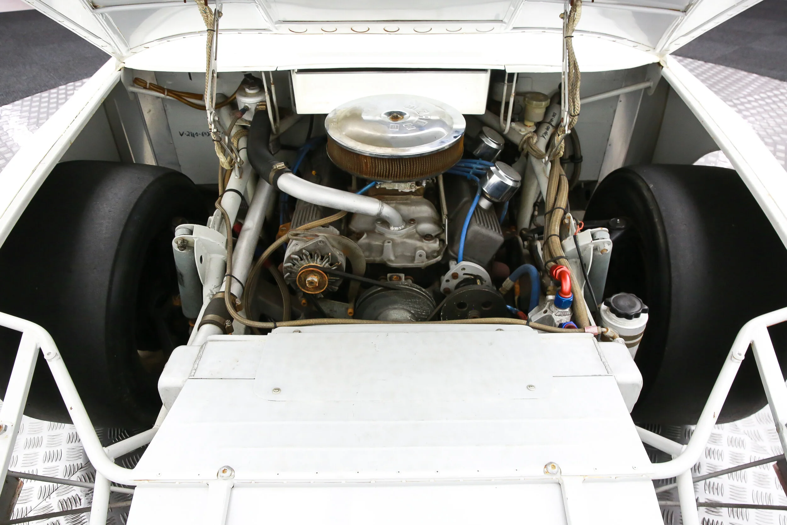 ROBERT_BASSAM_FORD_TAURUS_NASCAR_RACE_CAR_UPS (21).jpg