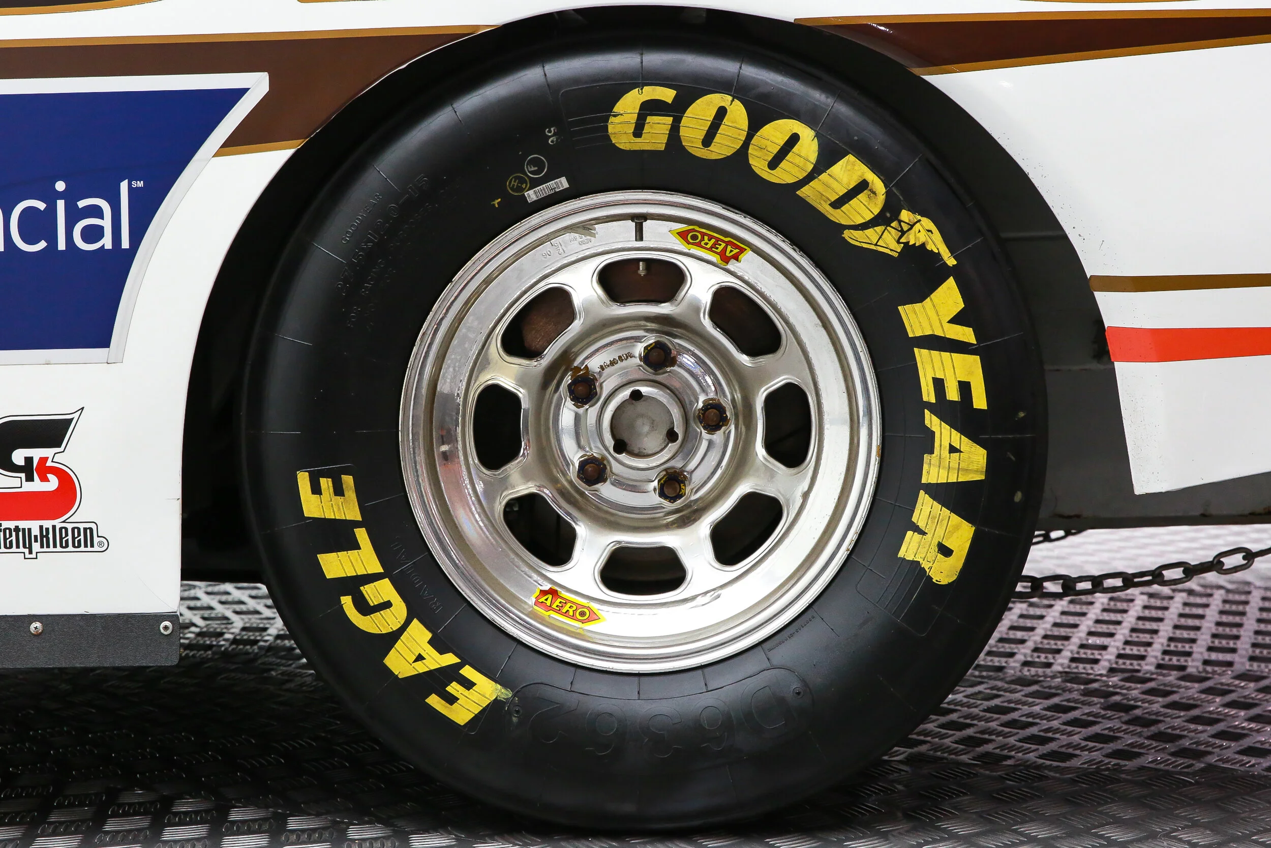 ROBERT_BASSAM_FORD_TAURUS_NASCAR_RACE_CAR_UPS (26).jpg