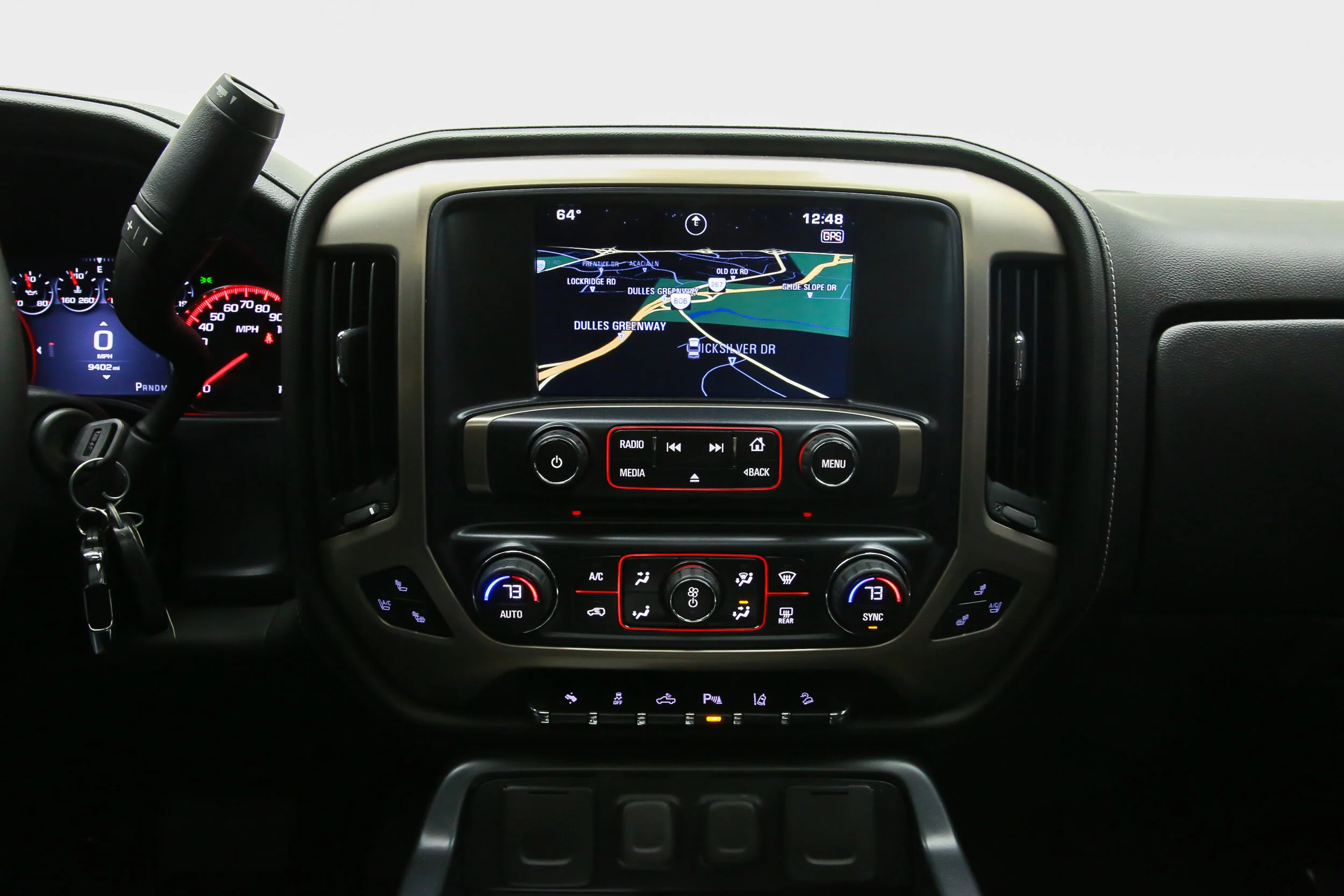 ROBERT_BASSAM_GMC_SIERRA_DENALI_2015_WHITE (13).jpg