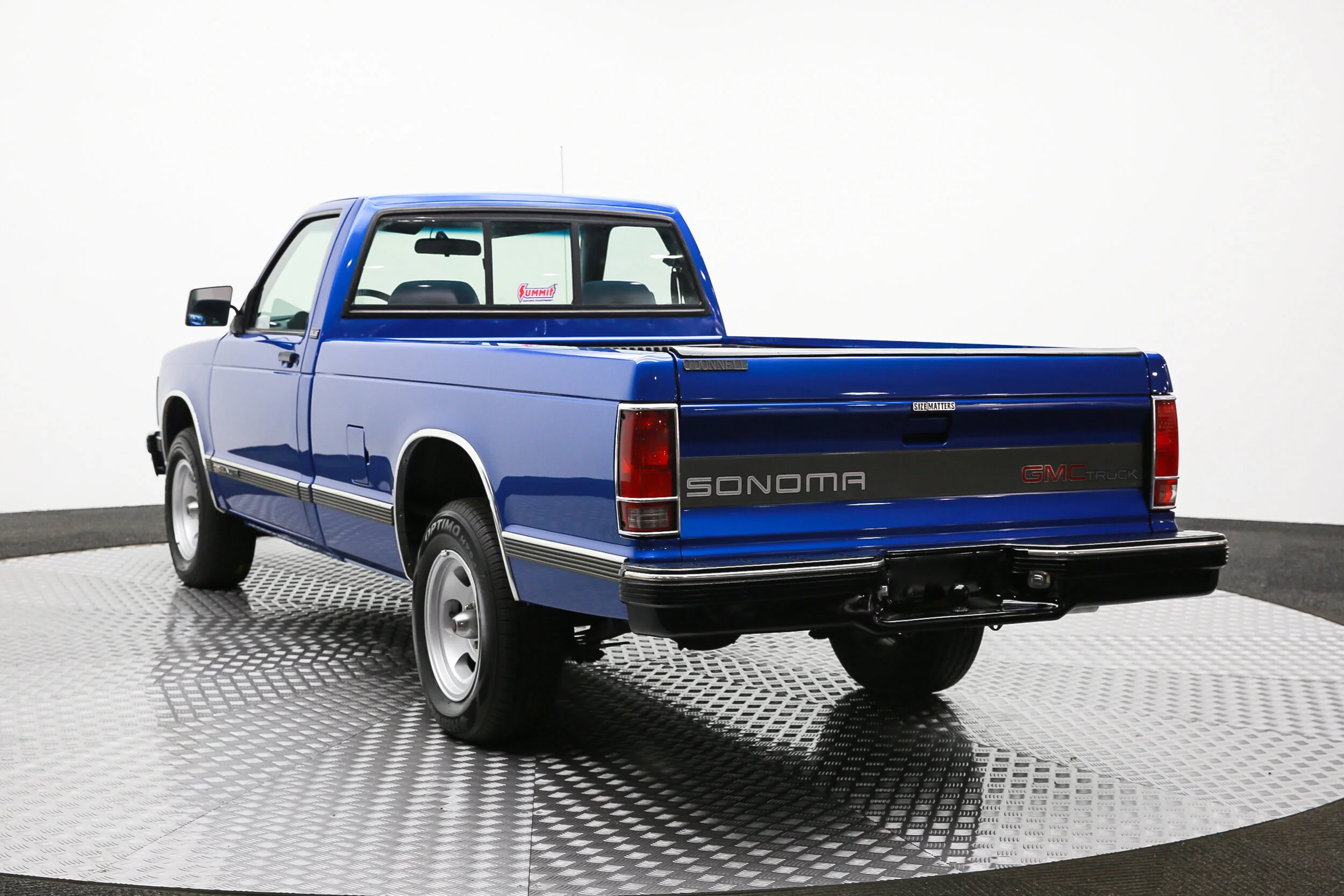 ROBERT_BASSAM_GMC_SONOMA_PICKUP_BLUE (3).jpg