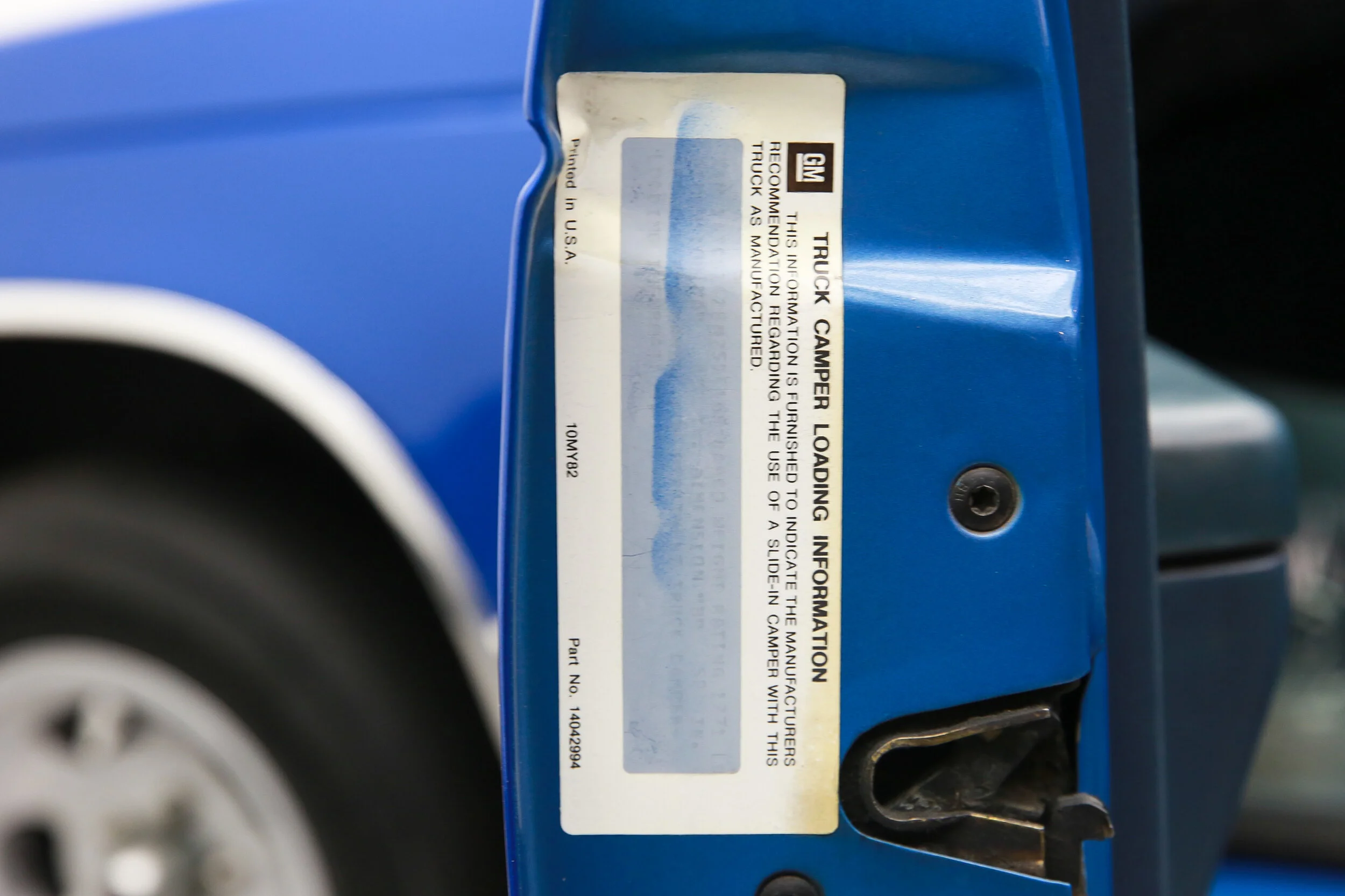 ROBERT_BASSAM_GMC_SONOMA_PICKUP_BLUE (8).jpg