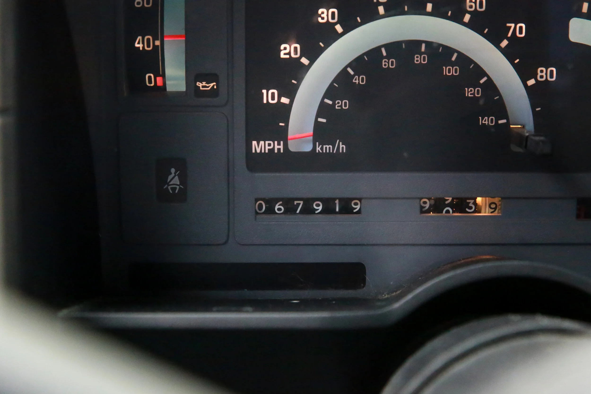ROBERT_BASSAM_GMC_SONOMA_PICKUP_BLUE (13).jpg