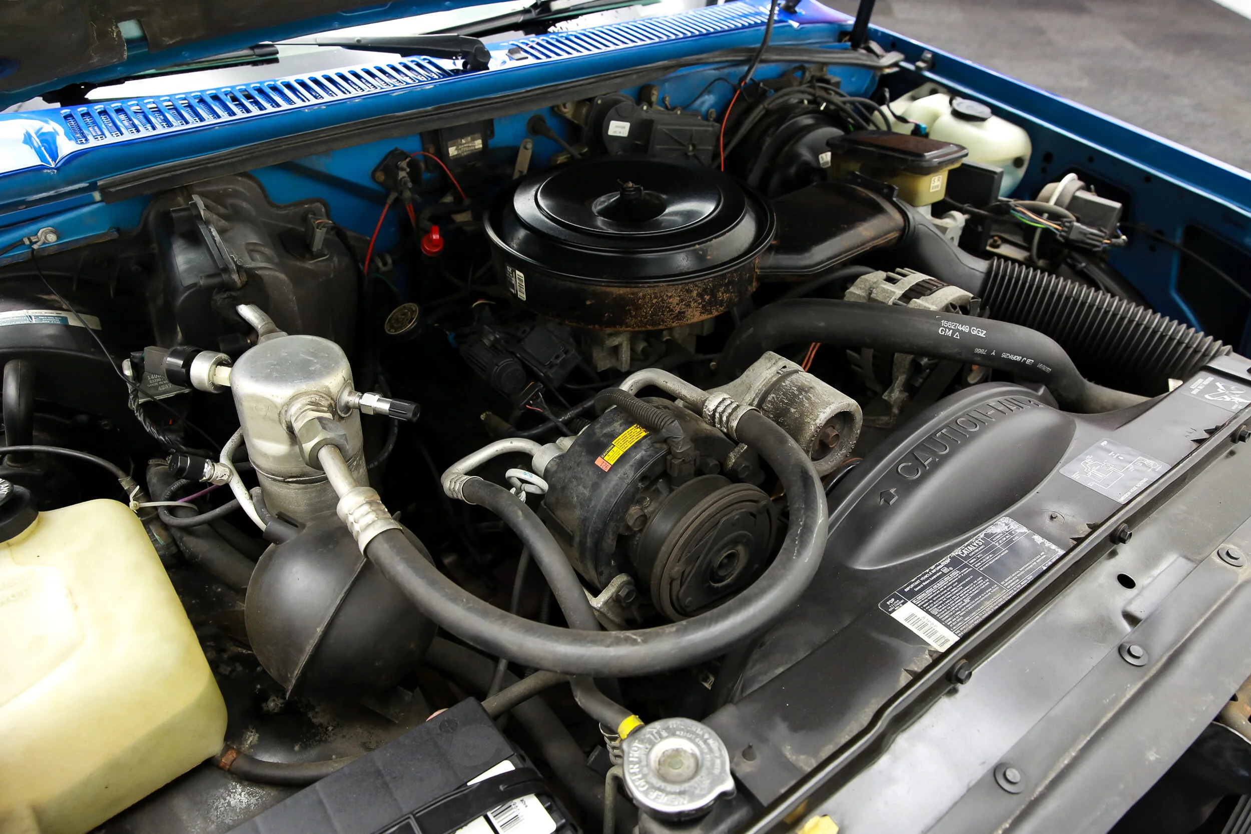 ROBERT_BASSAM_GMC_SONOMA_PICKUP_BLUE (26).jpg