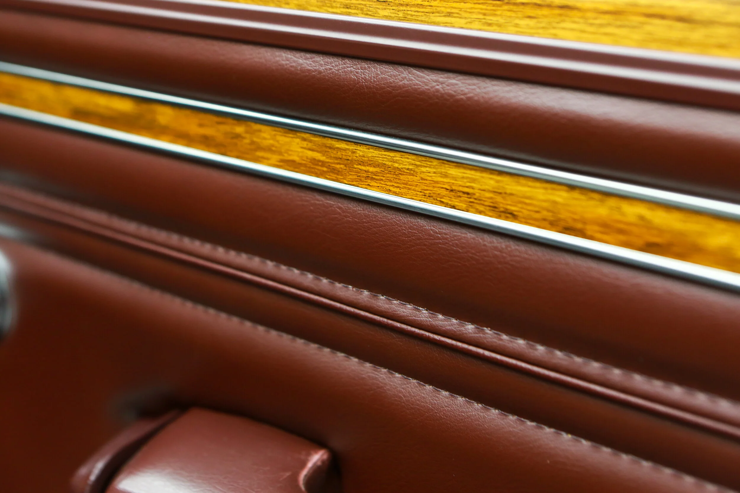 ROBERT_BASSAM_JEEP_GRAND_WAGONEER_BLUE_1989 (62).jpg