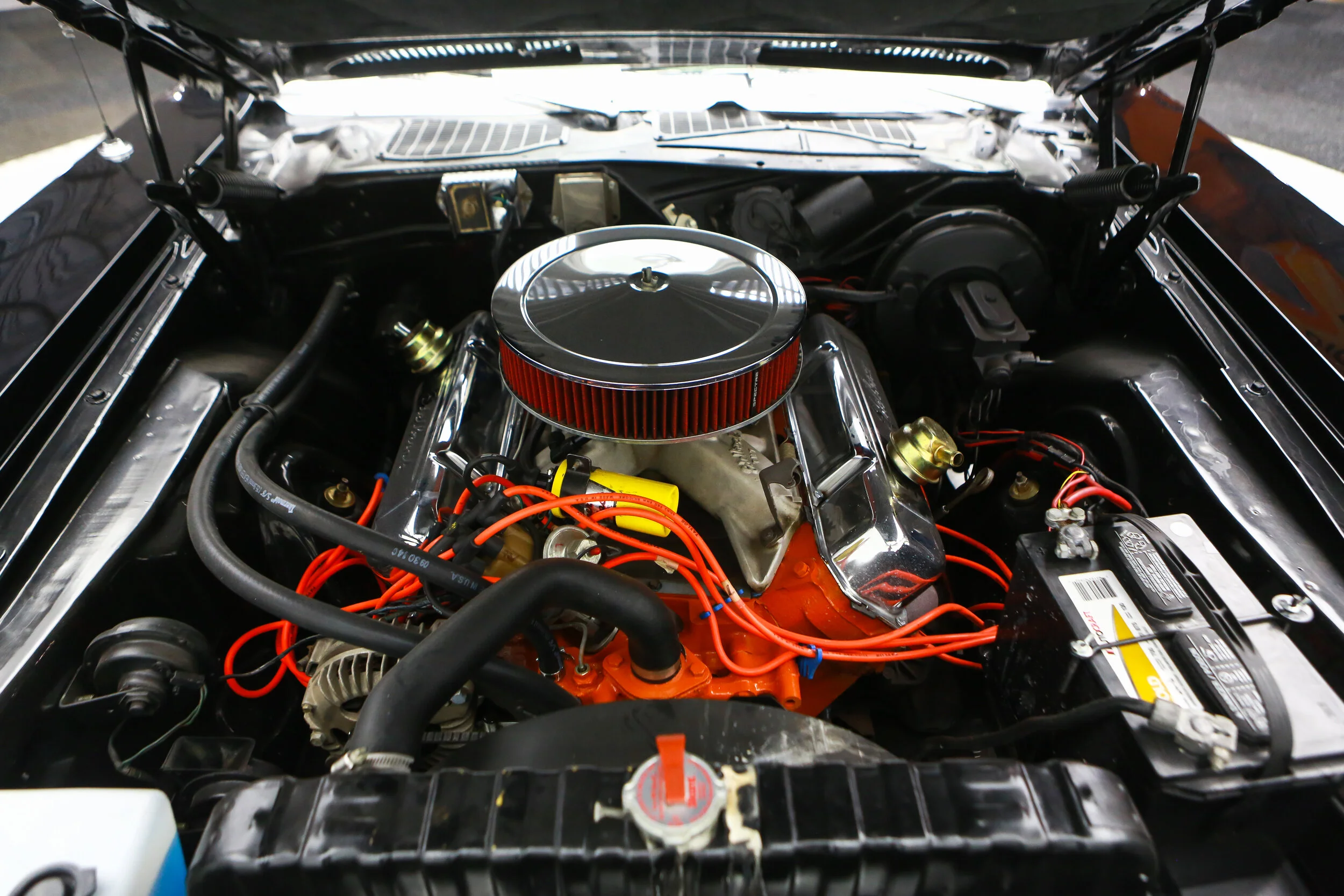 ROBERT_BASSAM_PLYMOUTH_BARACUDA_1970_BLACK (13).jpg