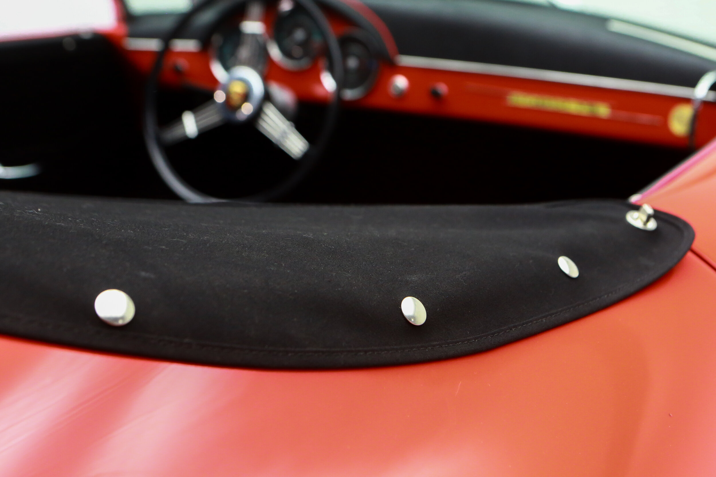ROBERT_BASSAM_PORSCHE_356_SPEEDSTER_1957_RED (14).jpg