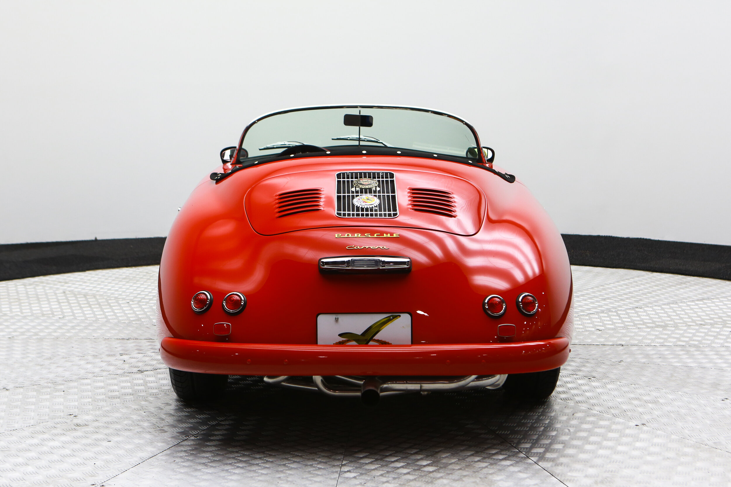 ROBERT_BASSAM_PORSCHE_356_SPEEDSTER_1957_RED (38).jpg