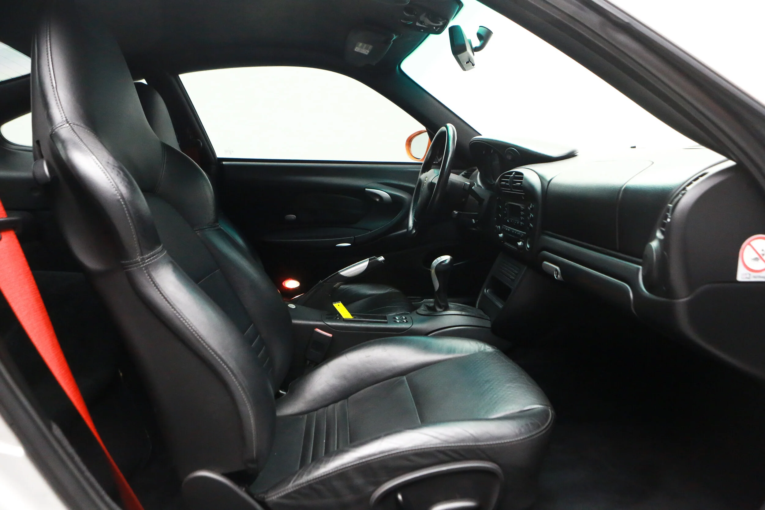 ROBERT_BASSAM_PORSCHE_GT3_2004_SILVER_ORANGE (120).jpg
