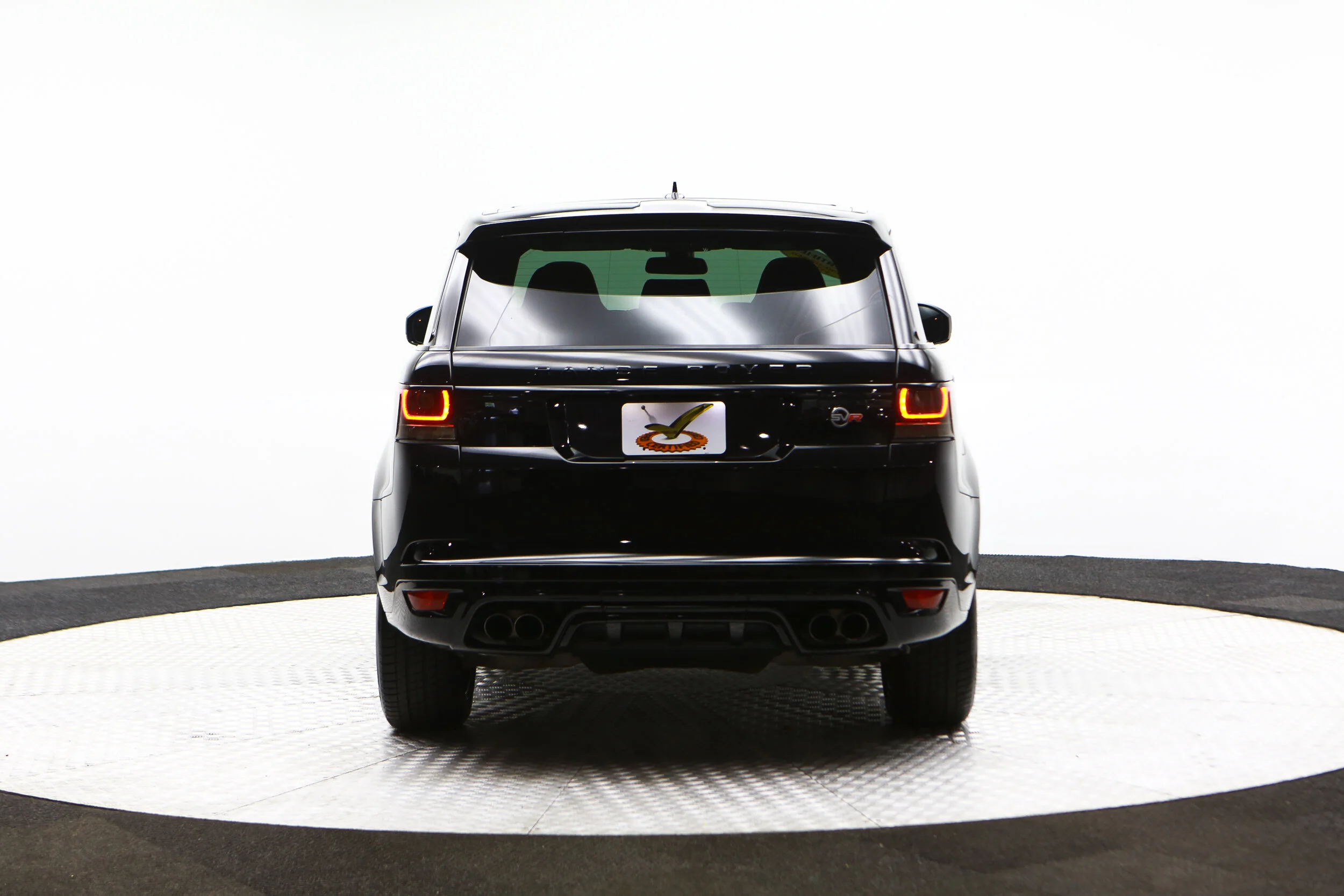 ROBERT_BASSAM_RANGE_ROVER_SVR_BLACK (2).jpg