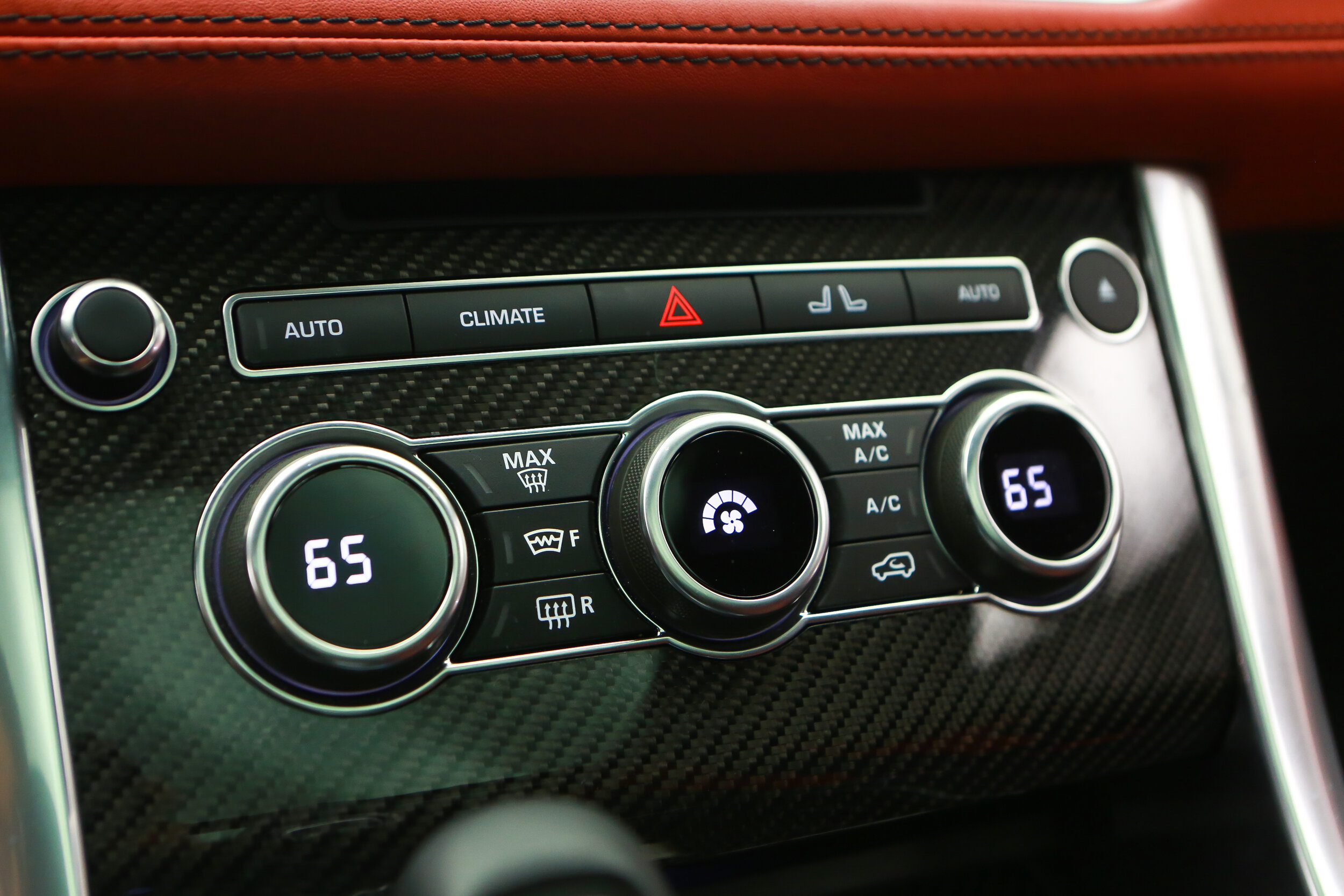 ROBERT_BASSAM_RANGE_ROVER_SVR_BLACK (19).jpg