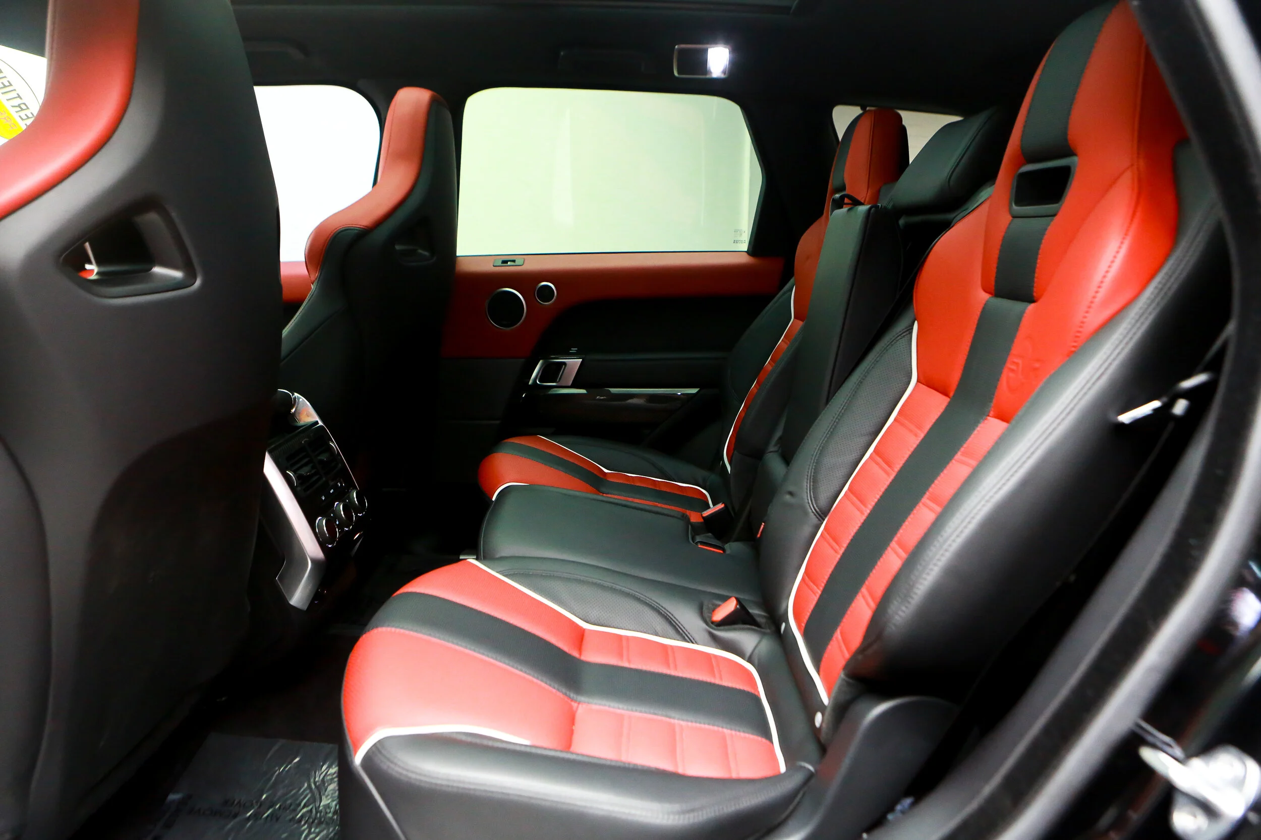 ROBERT_BASSAM_RANGE_ROVER_SVR_BLACK (29).jpg