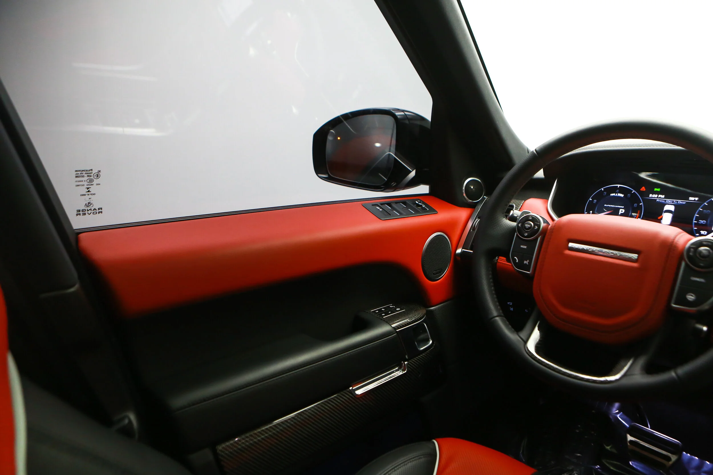 ROBERT_BASSAM_RANGE_ROVER_SVR_BLACK (41).jpg