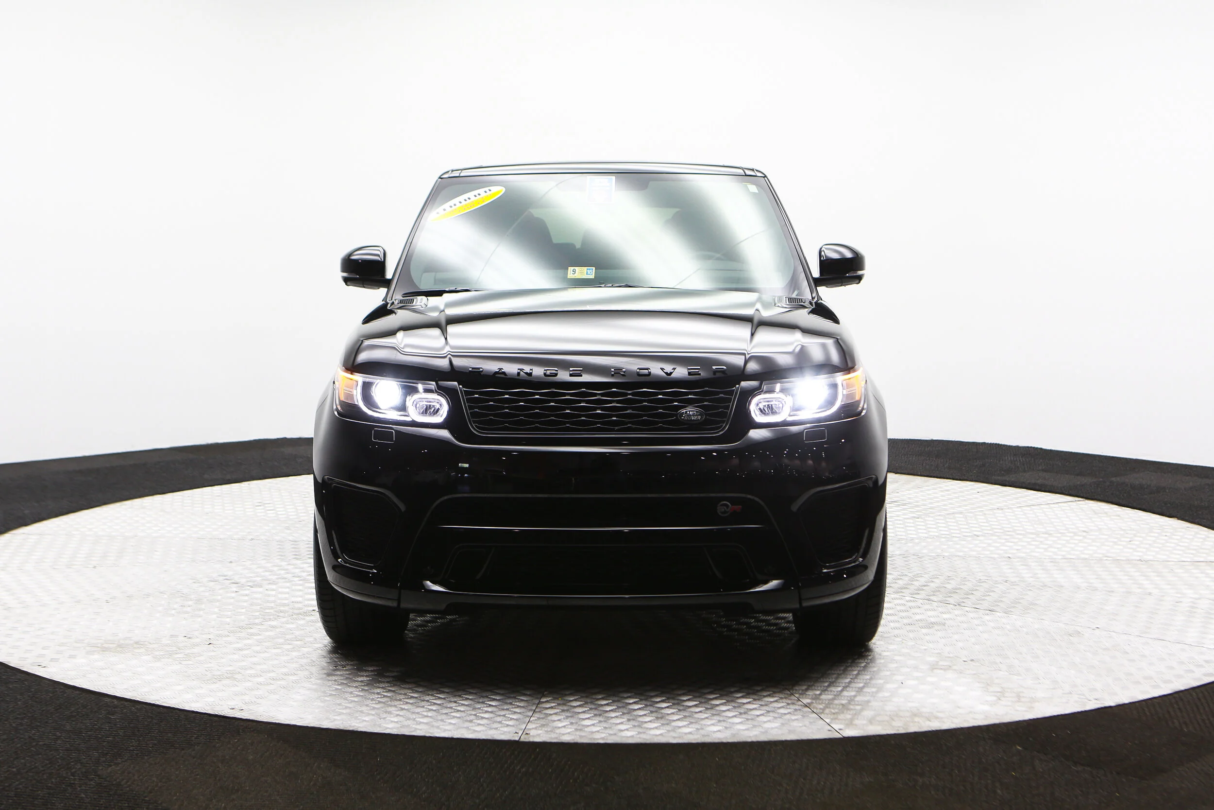 ROBERT_BASSAM_RANGE_ROVER_SVR_BLACK (48).jpg