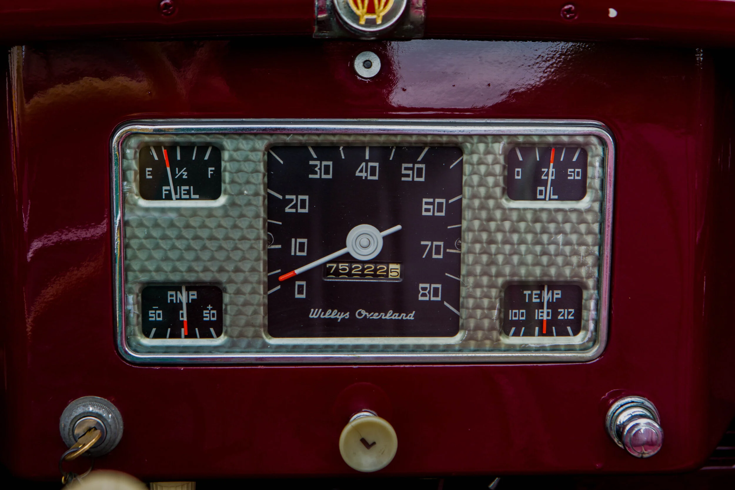 ROBERT_BASSAM_WILLYS_JEEPSTER_1949_RED (21).jpg