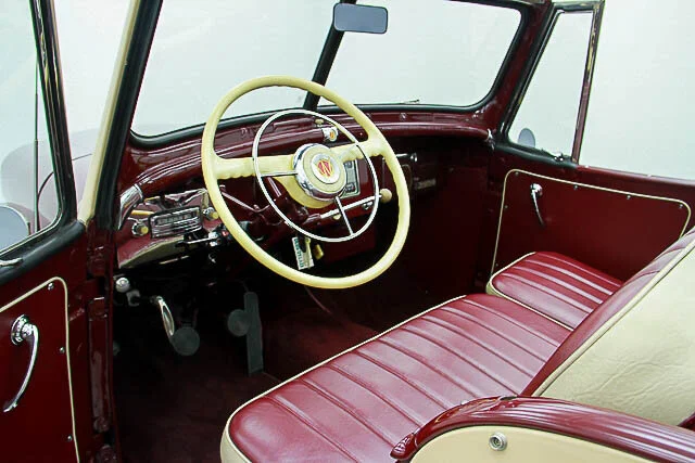ROBERT_BASSAM_WILLYS_JEEPSTER_1949_RED (28).jpg