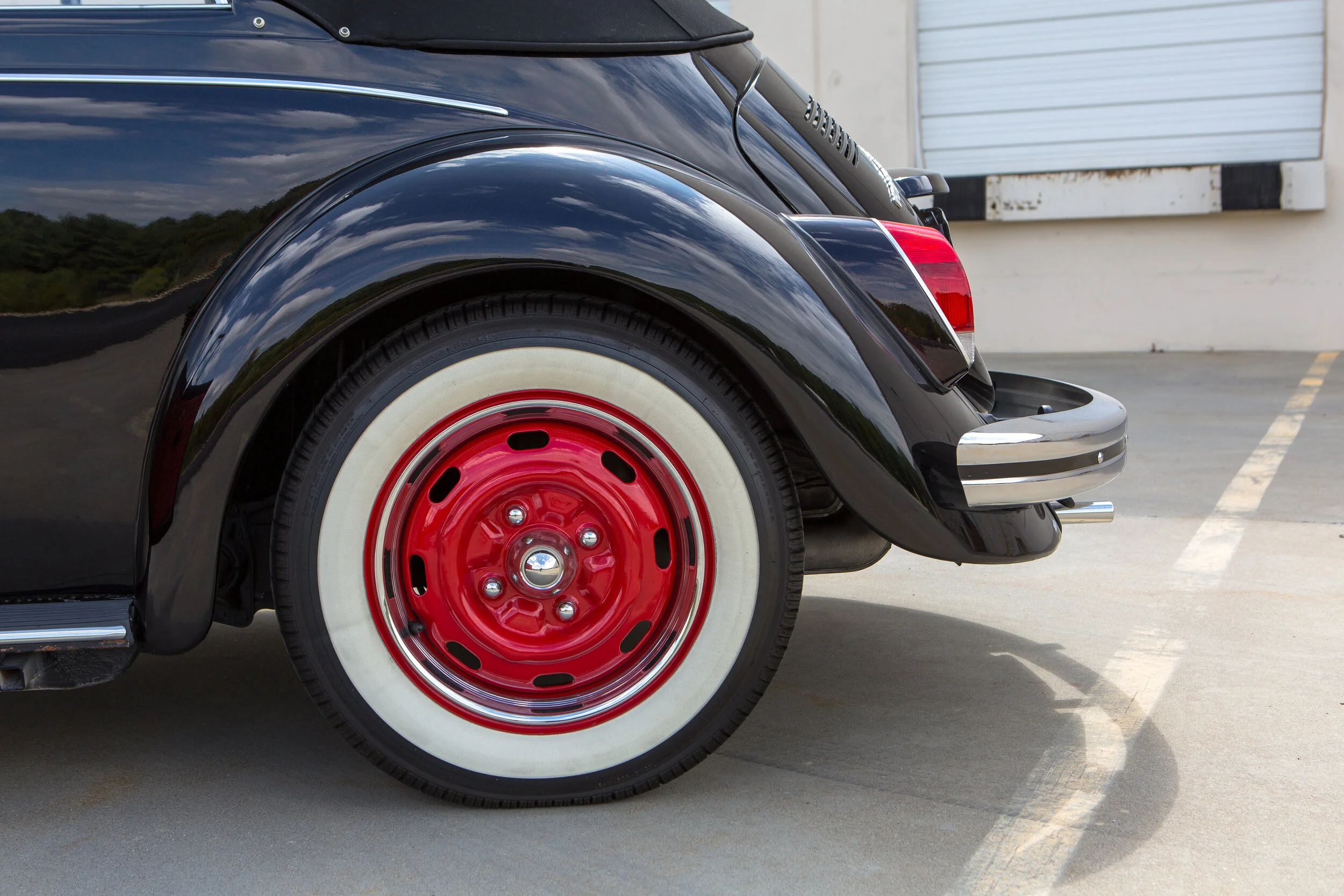 ROBERT_BASSAM_VOLSKWAGEN_BEETLE_1971_BLACK (15).jpg