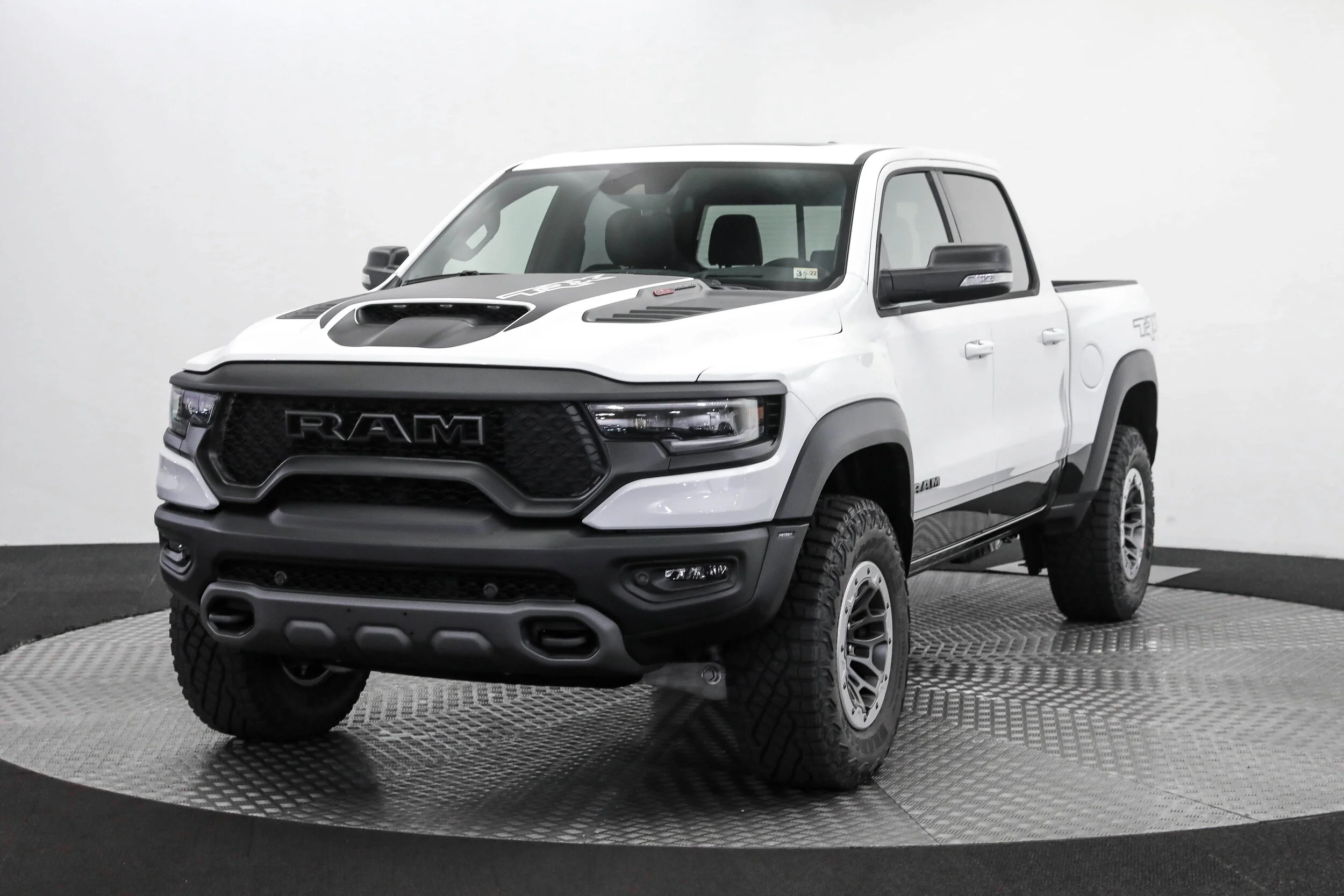 ROBERT BASSAM DODGE RAM TRX (55)-2.jpg