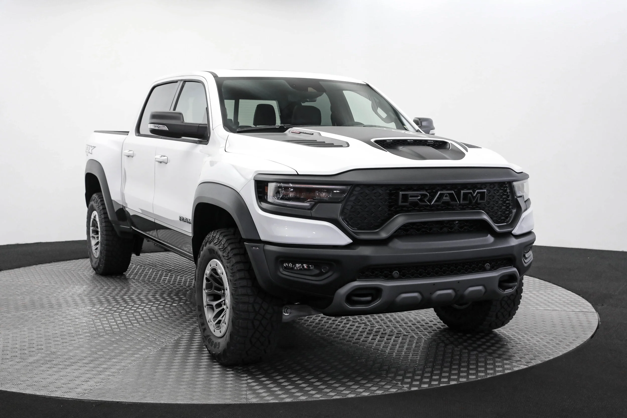 ROBERT BASSAM DODGE RAM TRX (54)-2.jpg